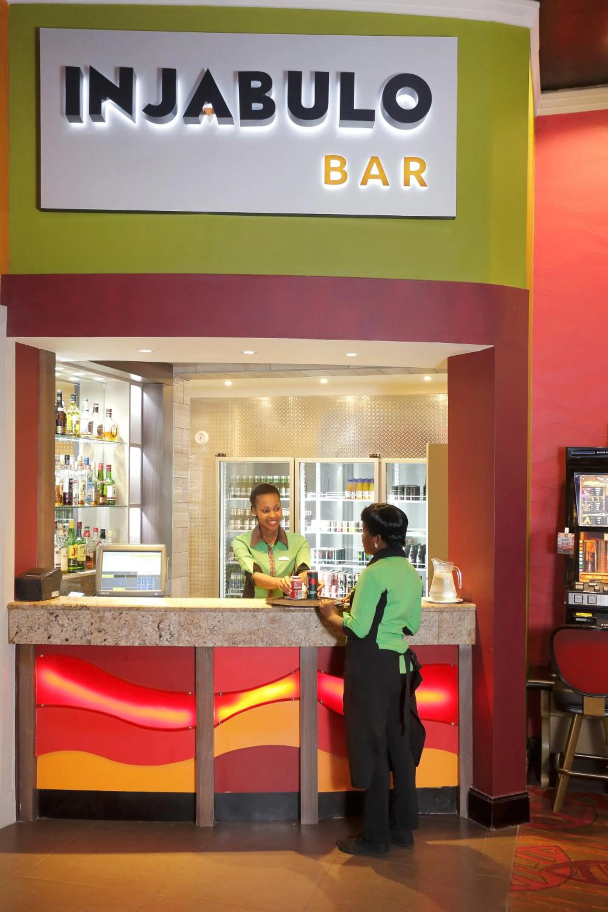 Lounge or bar in Peermont Metcourt at Umfolozi, Empangeni