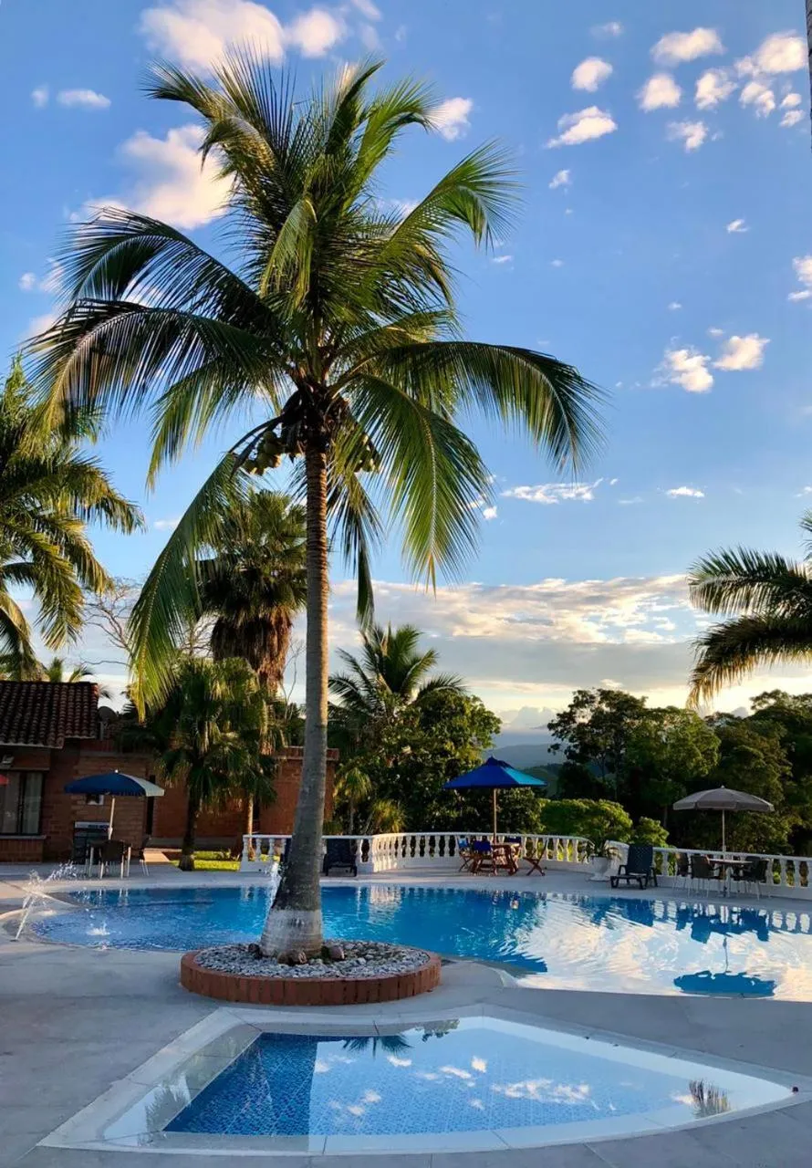 Swimming pool in La Manola Finca Hotel