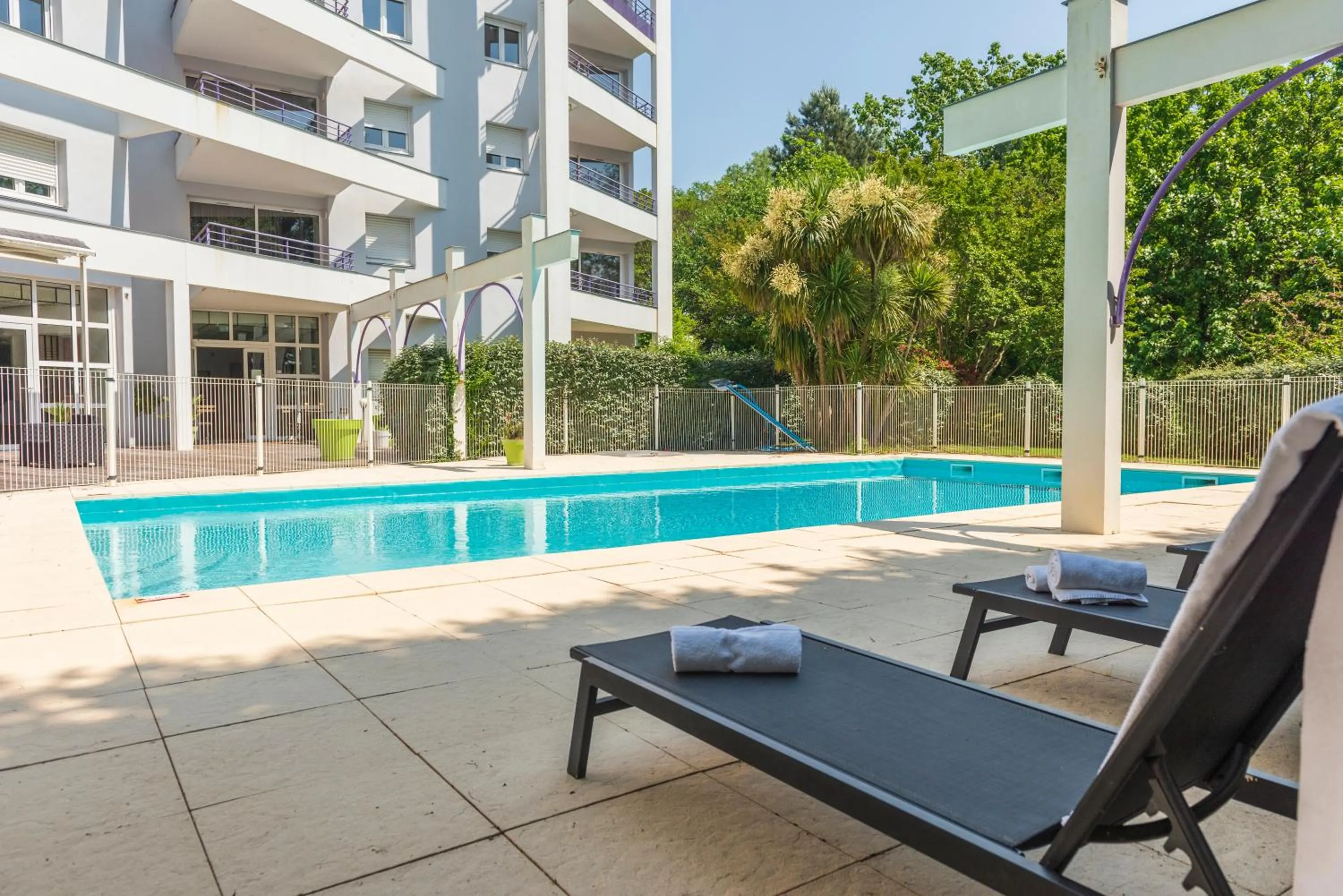 Swimming pool in CERISE Dax - Les Jardins du Lac