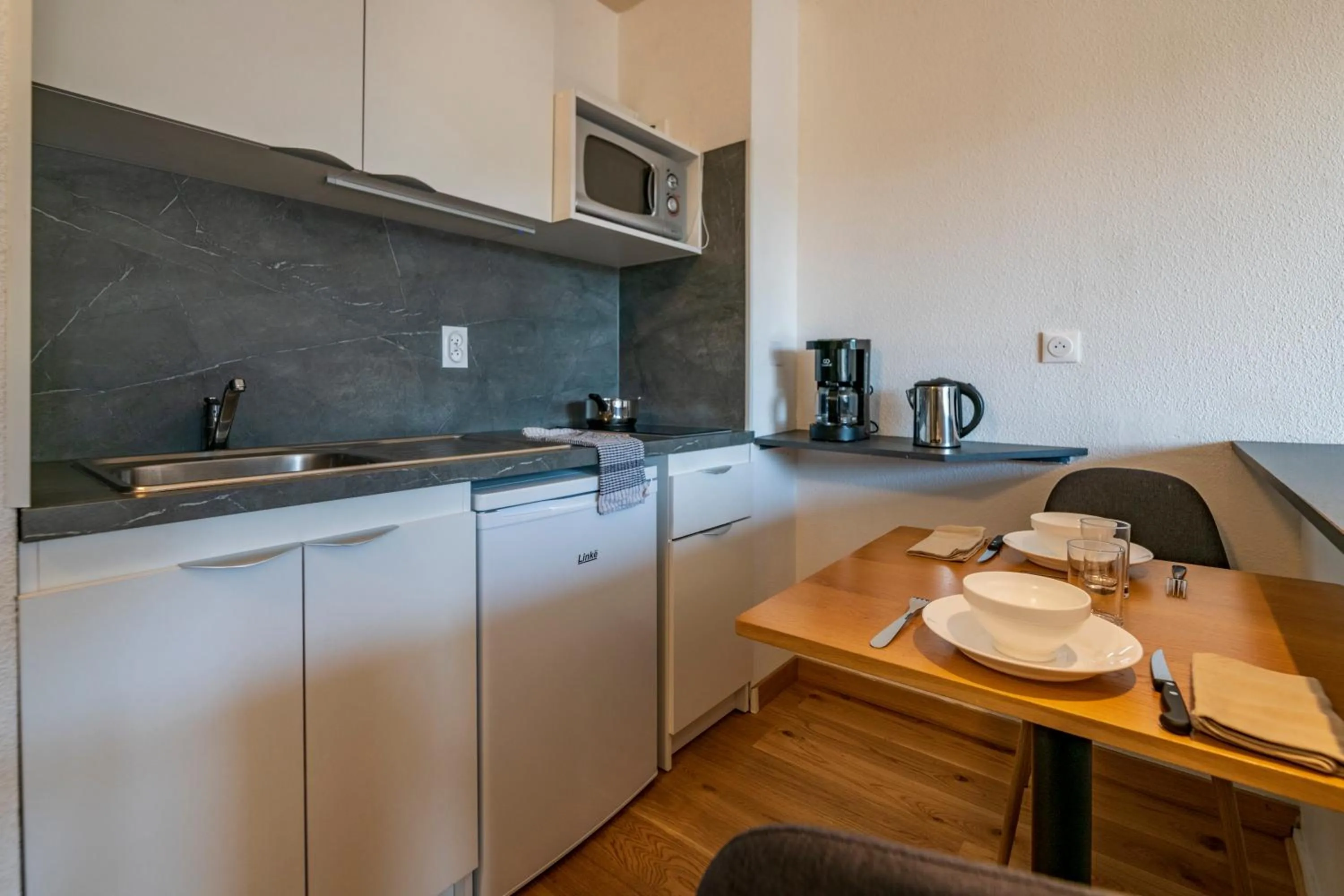 kitchen in CERISE Dax - Les Jardins du Lac