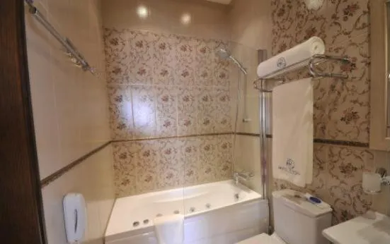 Bathroom in Riviera Hotel