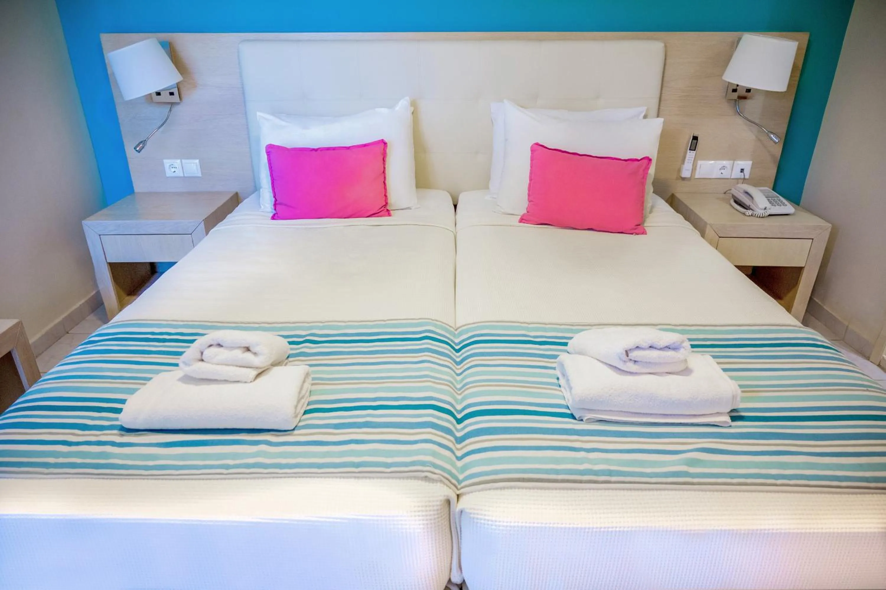 Bedroom, Bed in Princess Hotel