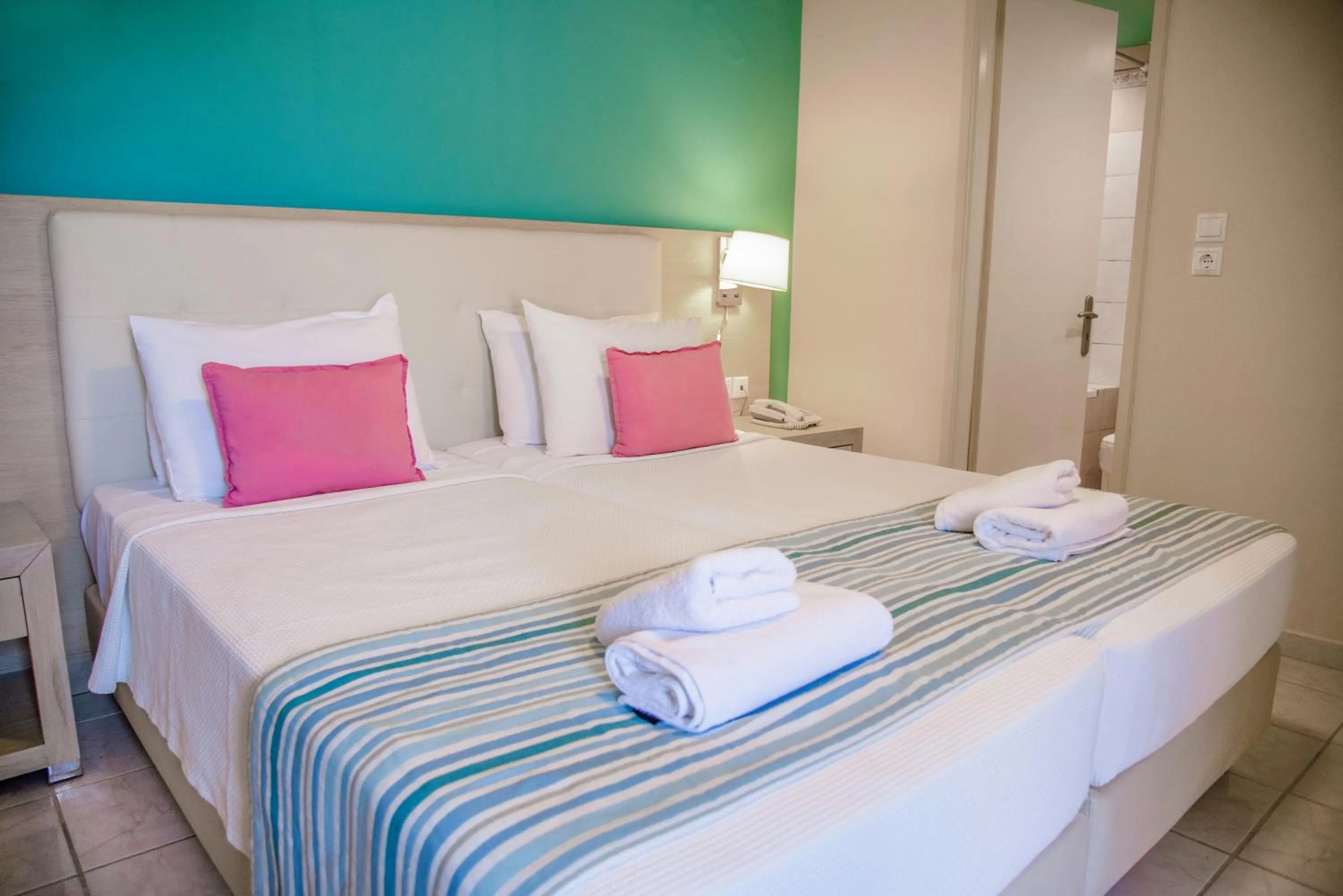 Bedroom, Bed in Princess Hotel