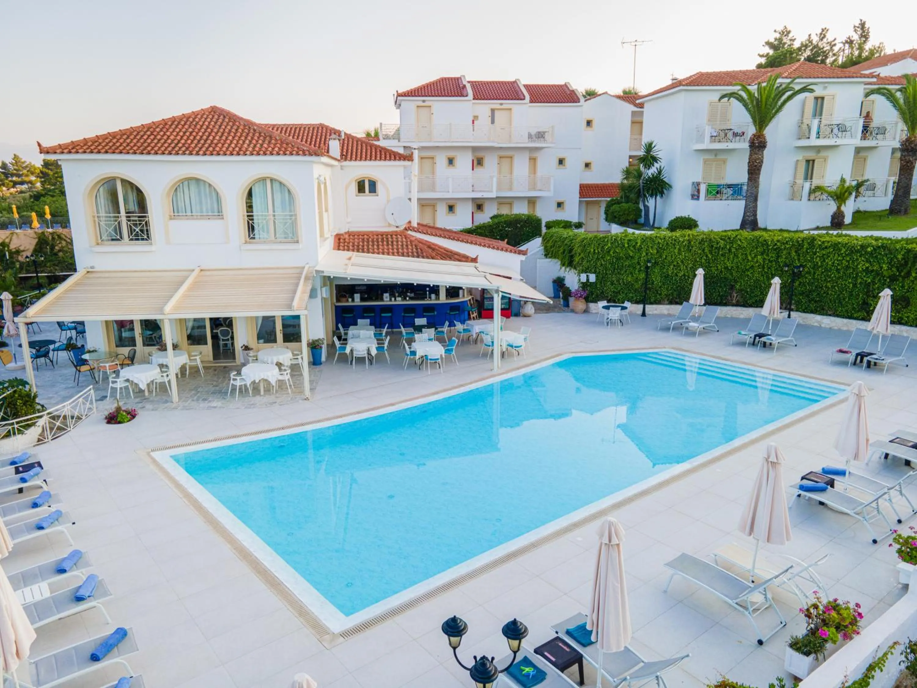Swimming pool in Princess Hotel