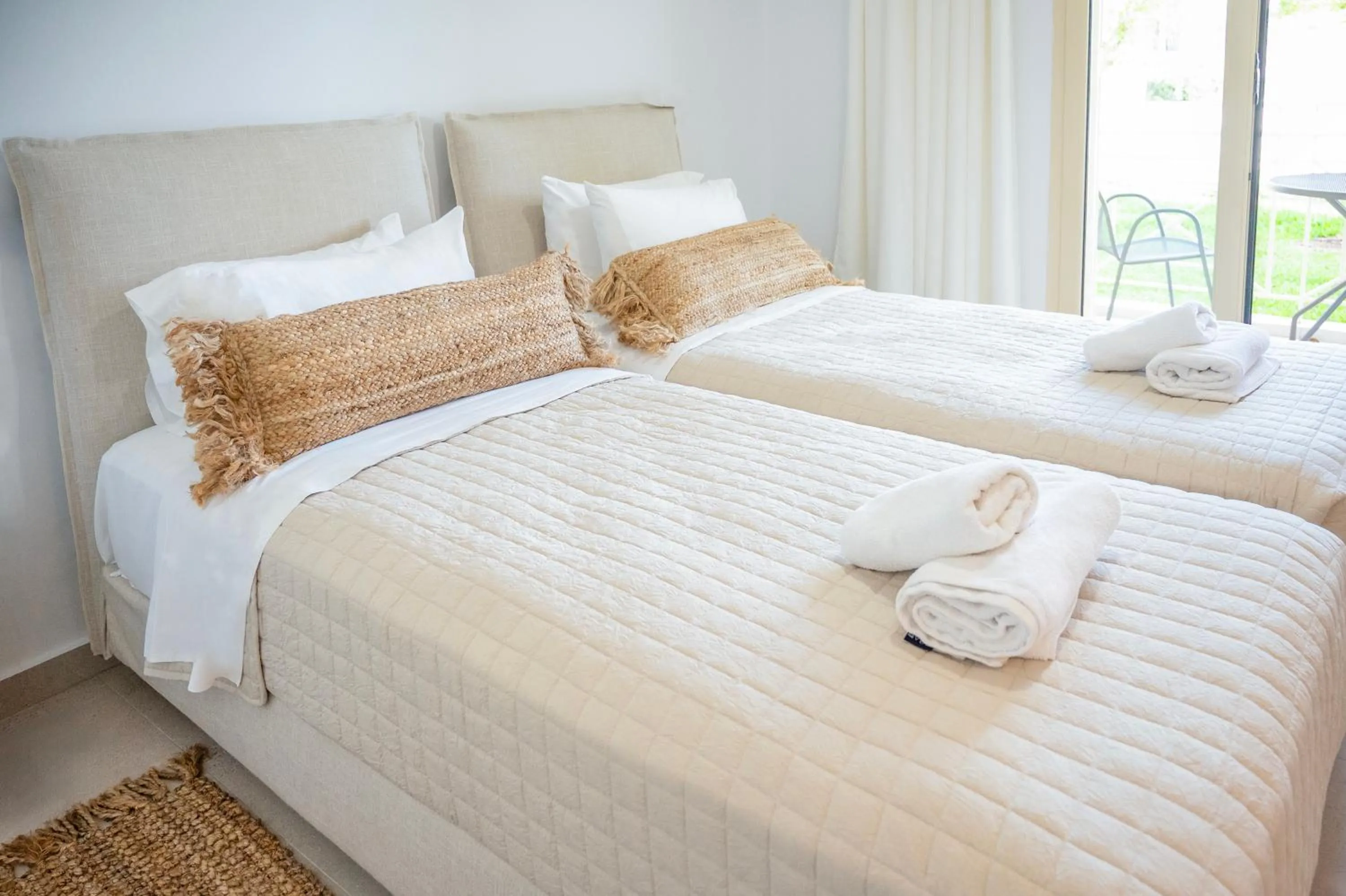 Bedroom, Bed in Princess Hotel