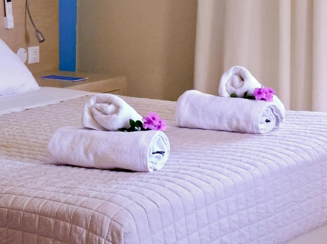 Bedroom, Bed in Princess Hotel