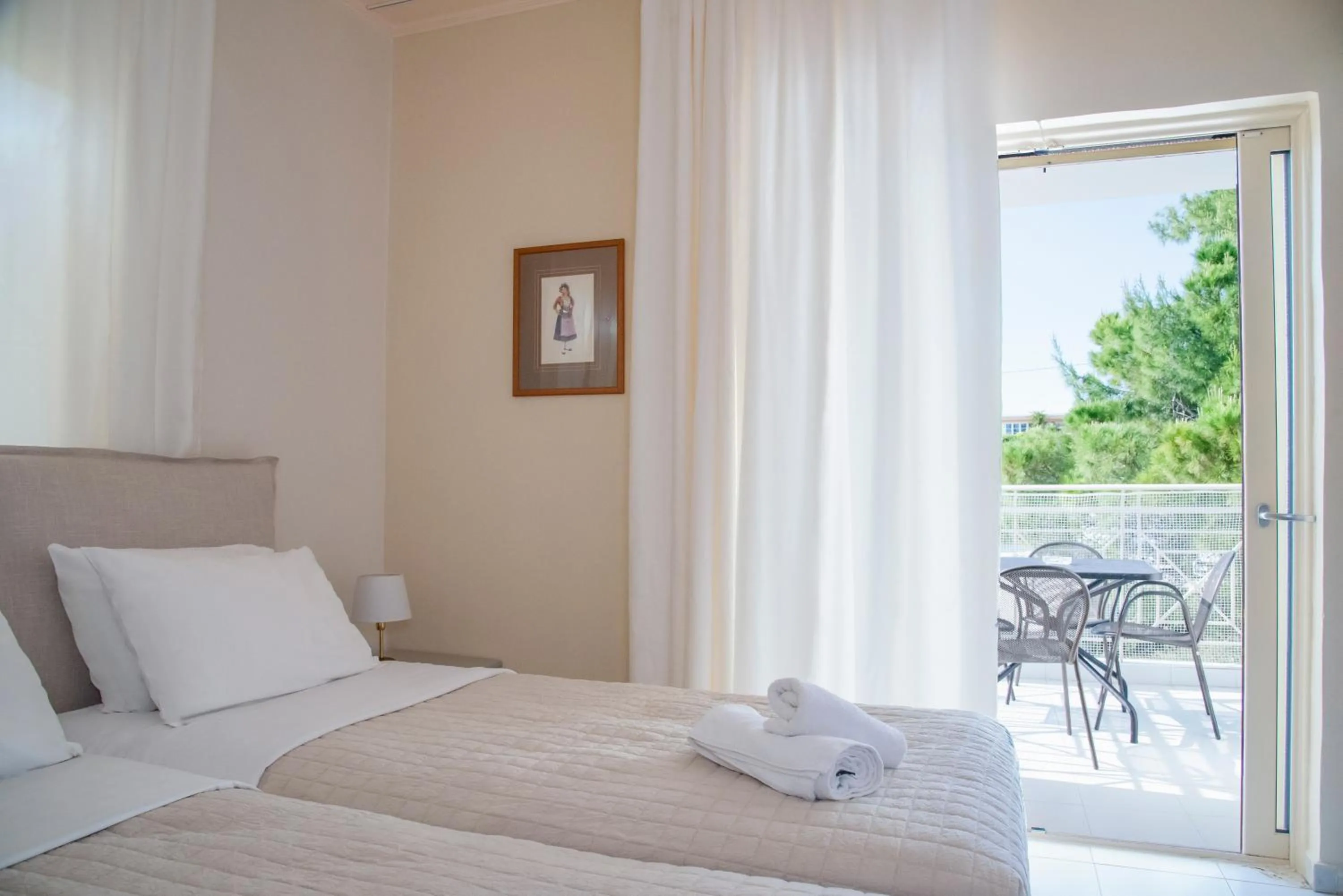 Bedroom, Bed in Princess Hotel