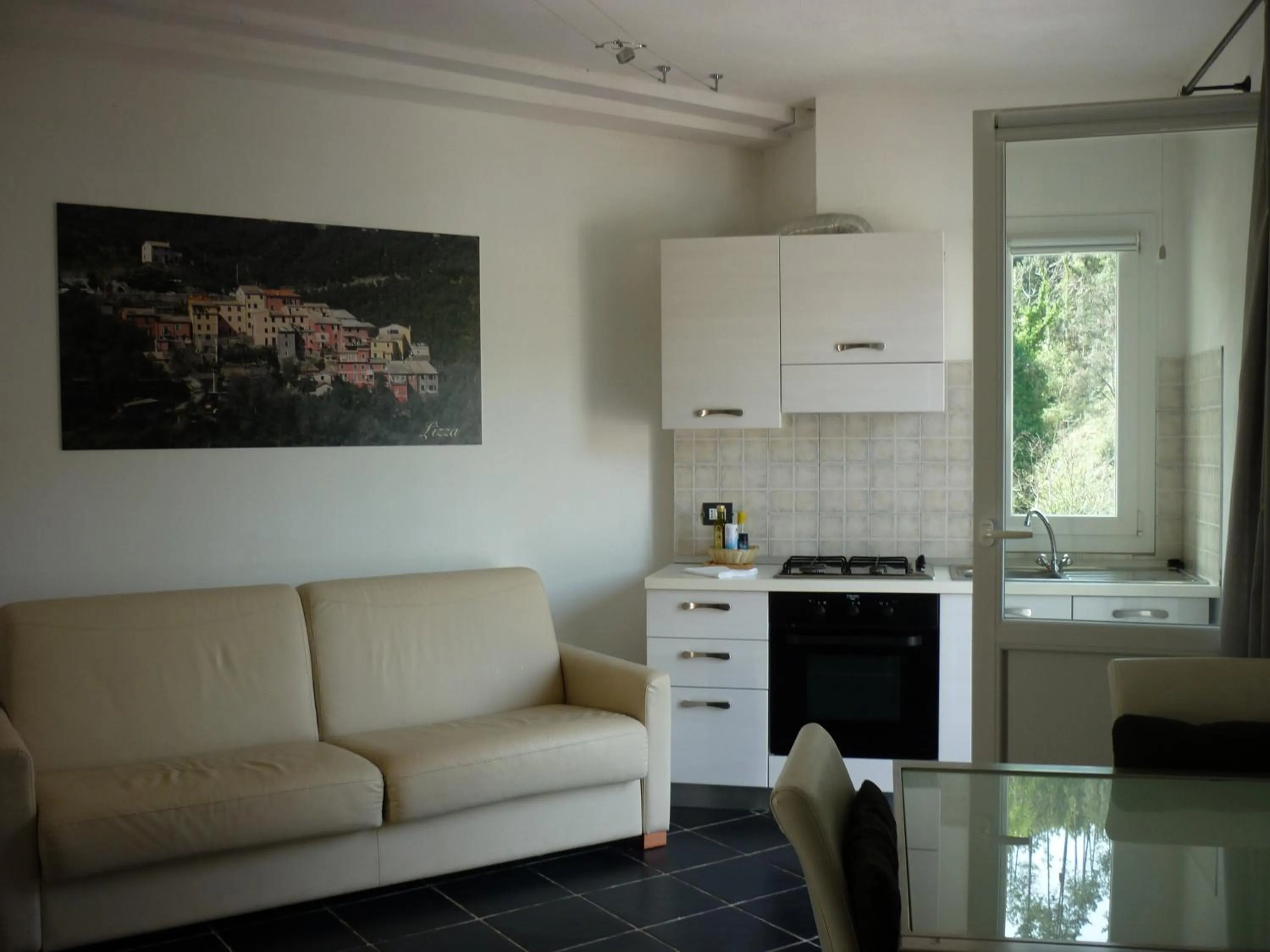 Dining area in Costa Morroni