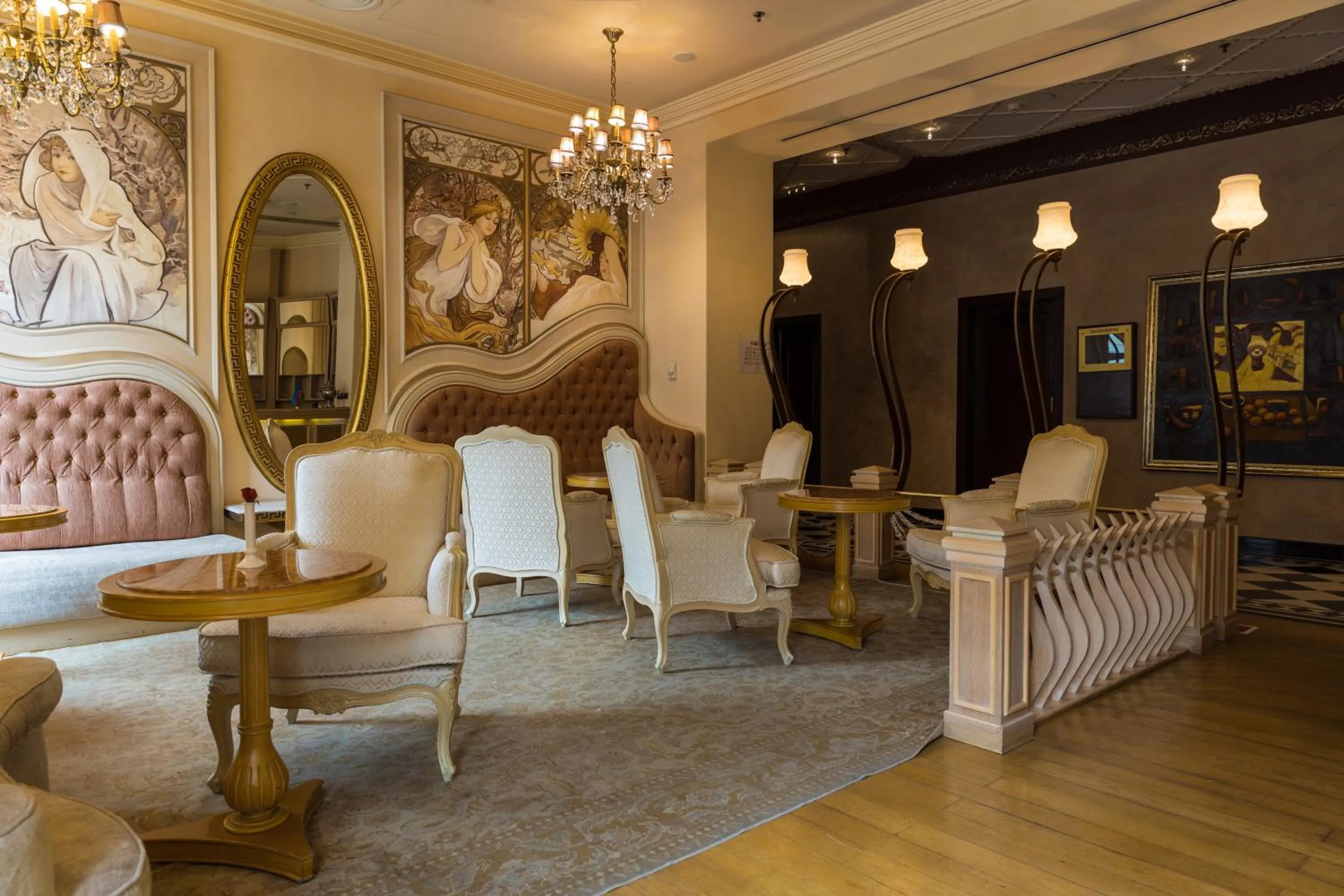 Lounge or bar in Excelsior Hotel & Spa Baku