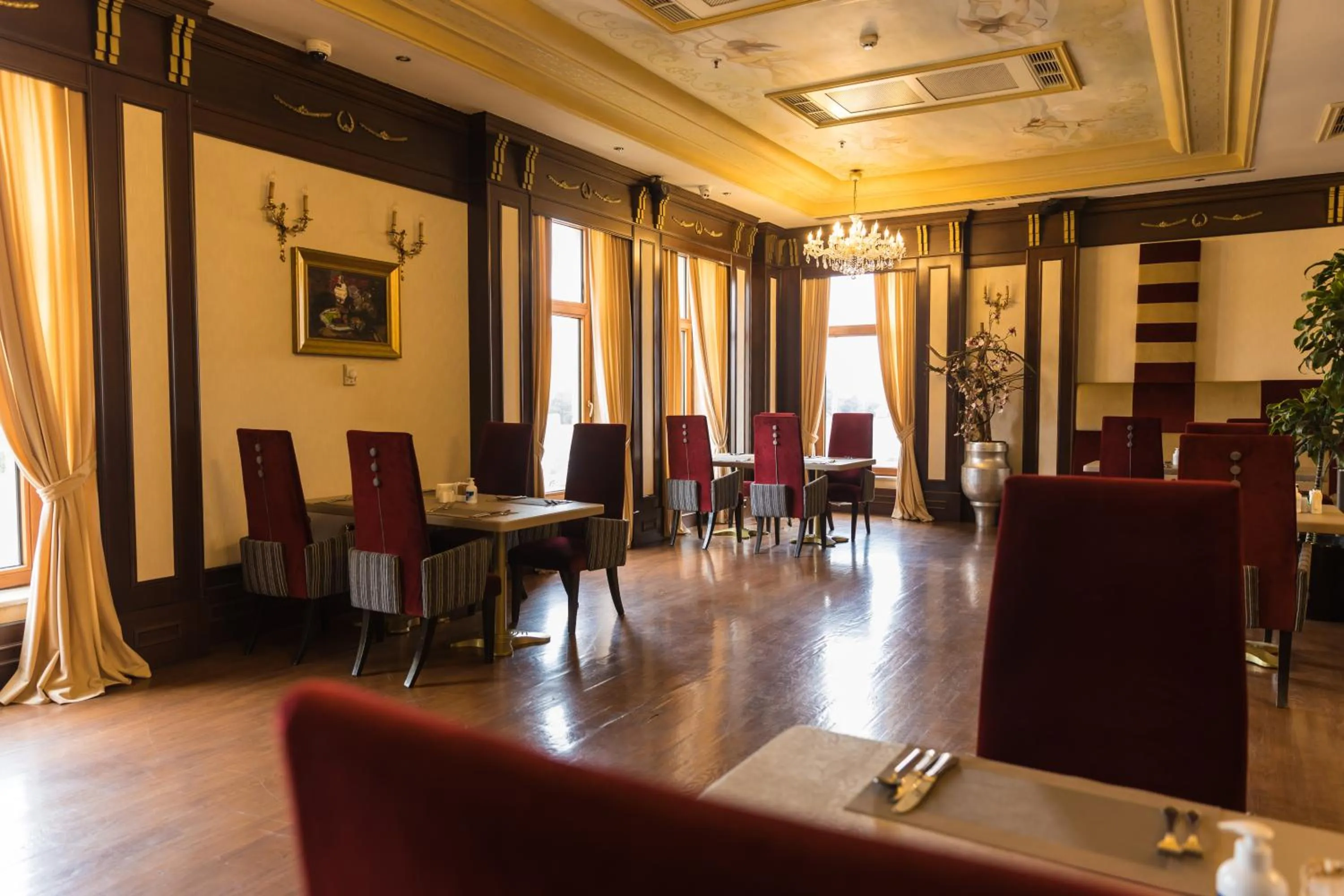 Restaurant/places to eat in Excelsior Hotel & Spa Baku