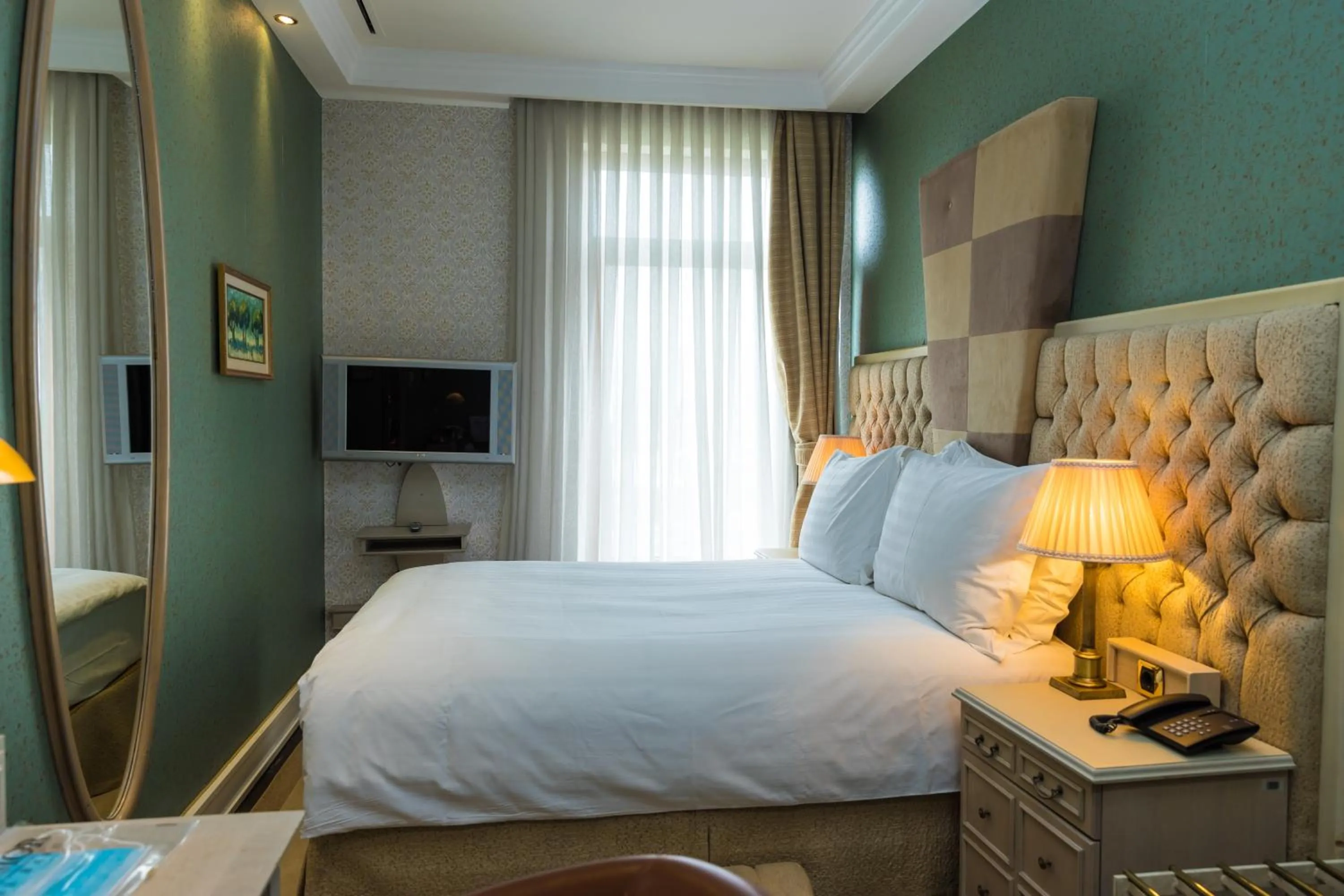 Bed in Excelsior Hotel & Spa Baku