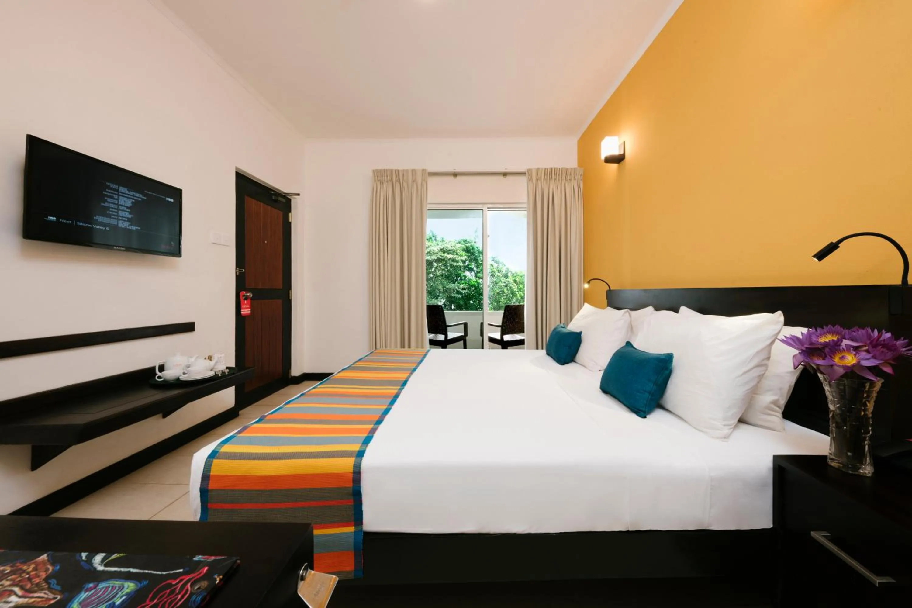 Photo of the whole room, Bed in Citrus Hikkaduwa