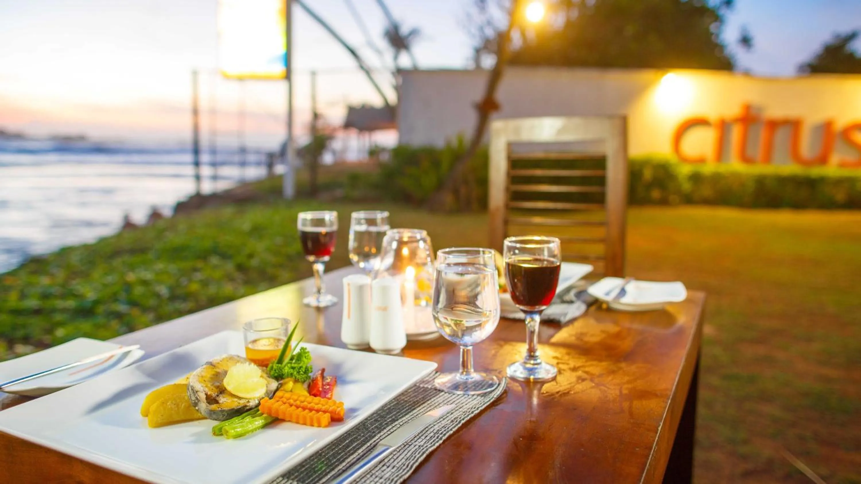 Restaurant/places to eat in Citrus Hikkaduwa