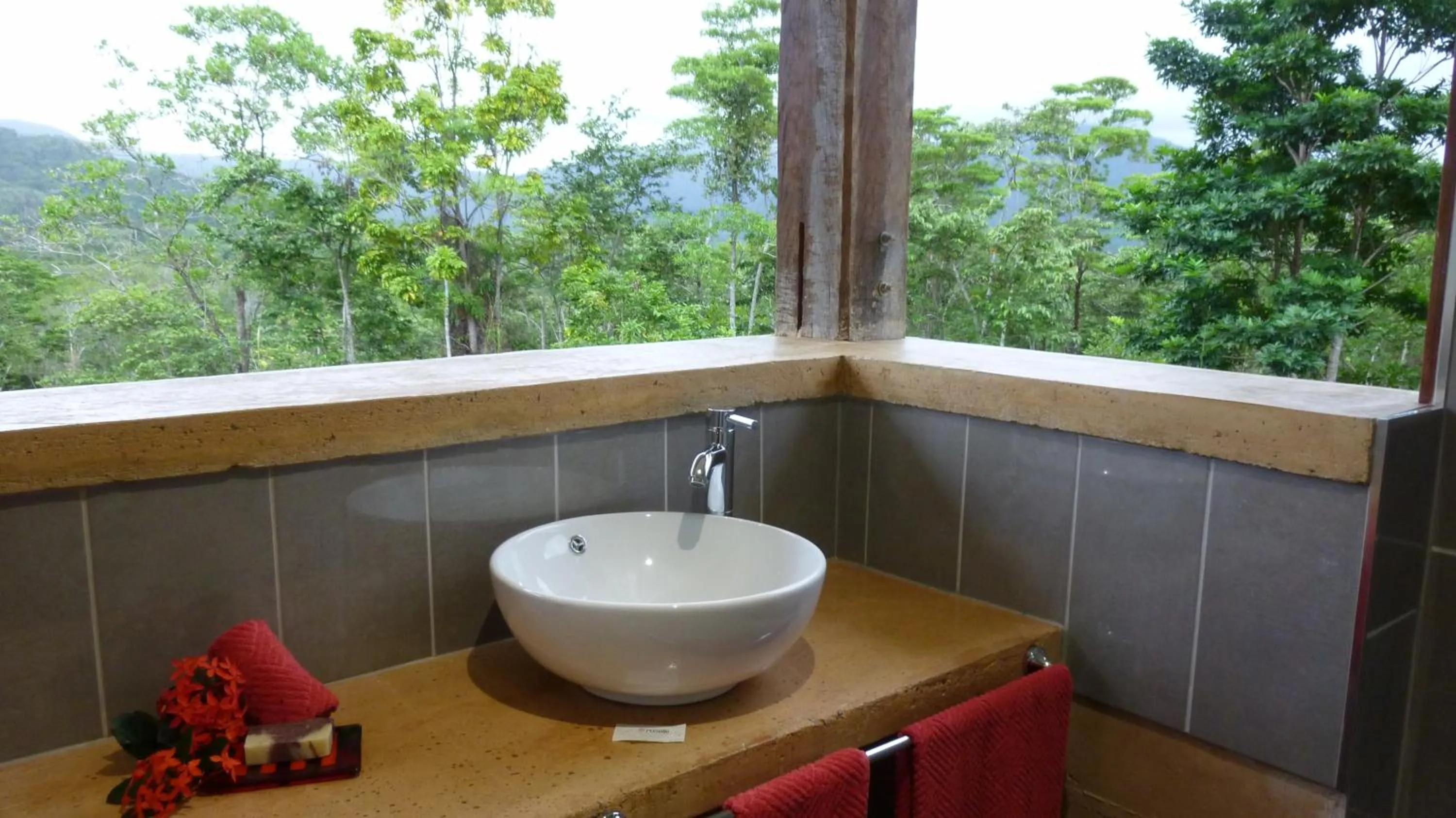 Bathroom in Wompoo Eco Retreat