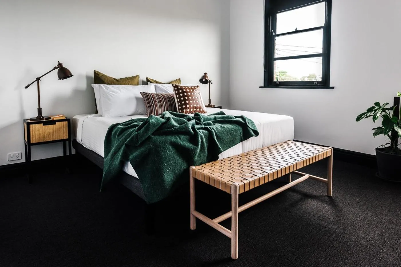 Photo of the whole room in Sydney Park Hotel