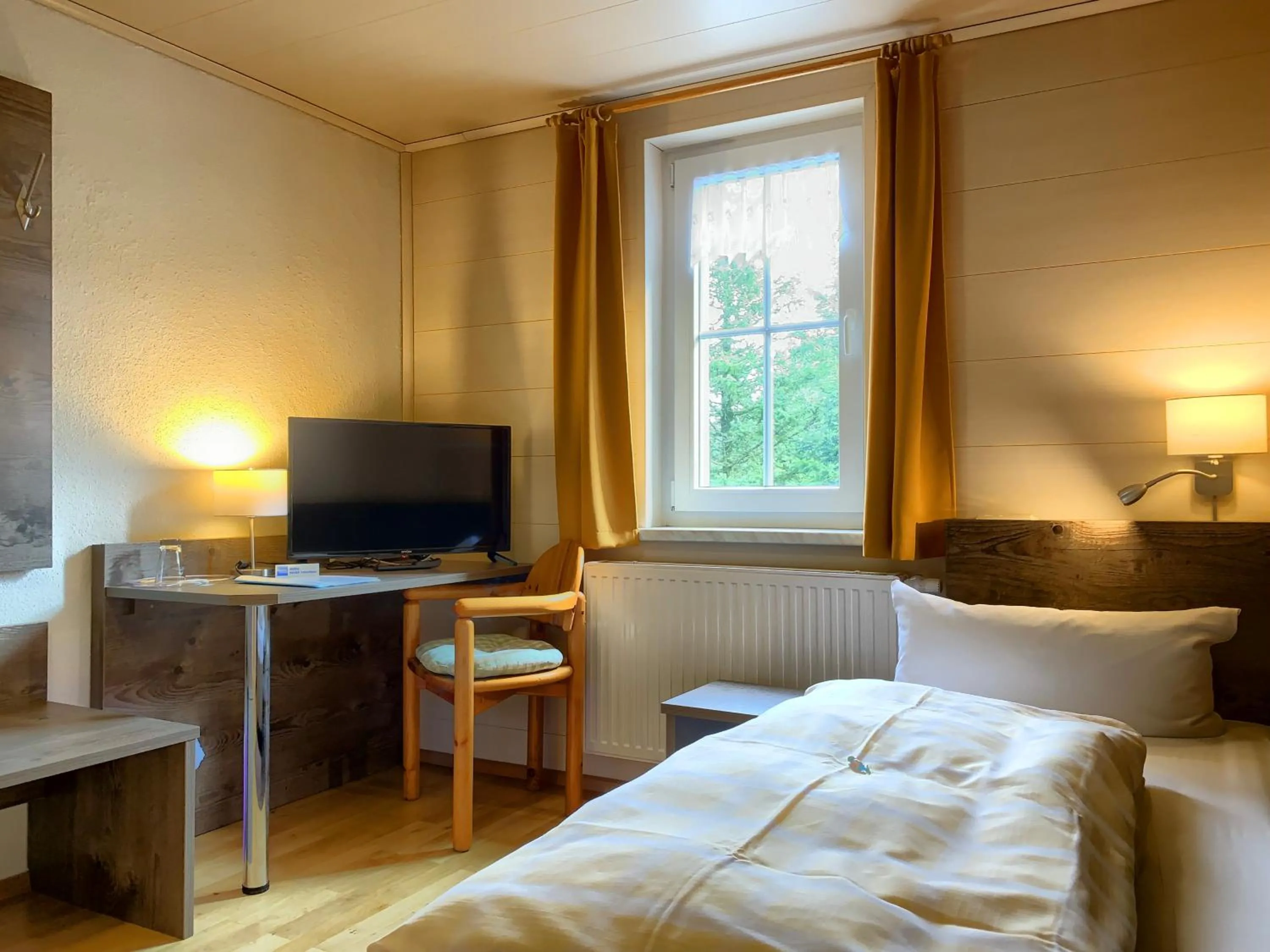 Photo of the whole room, Bed in Hotel Dachsbaude & Kammbaude