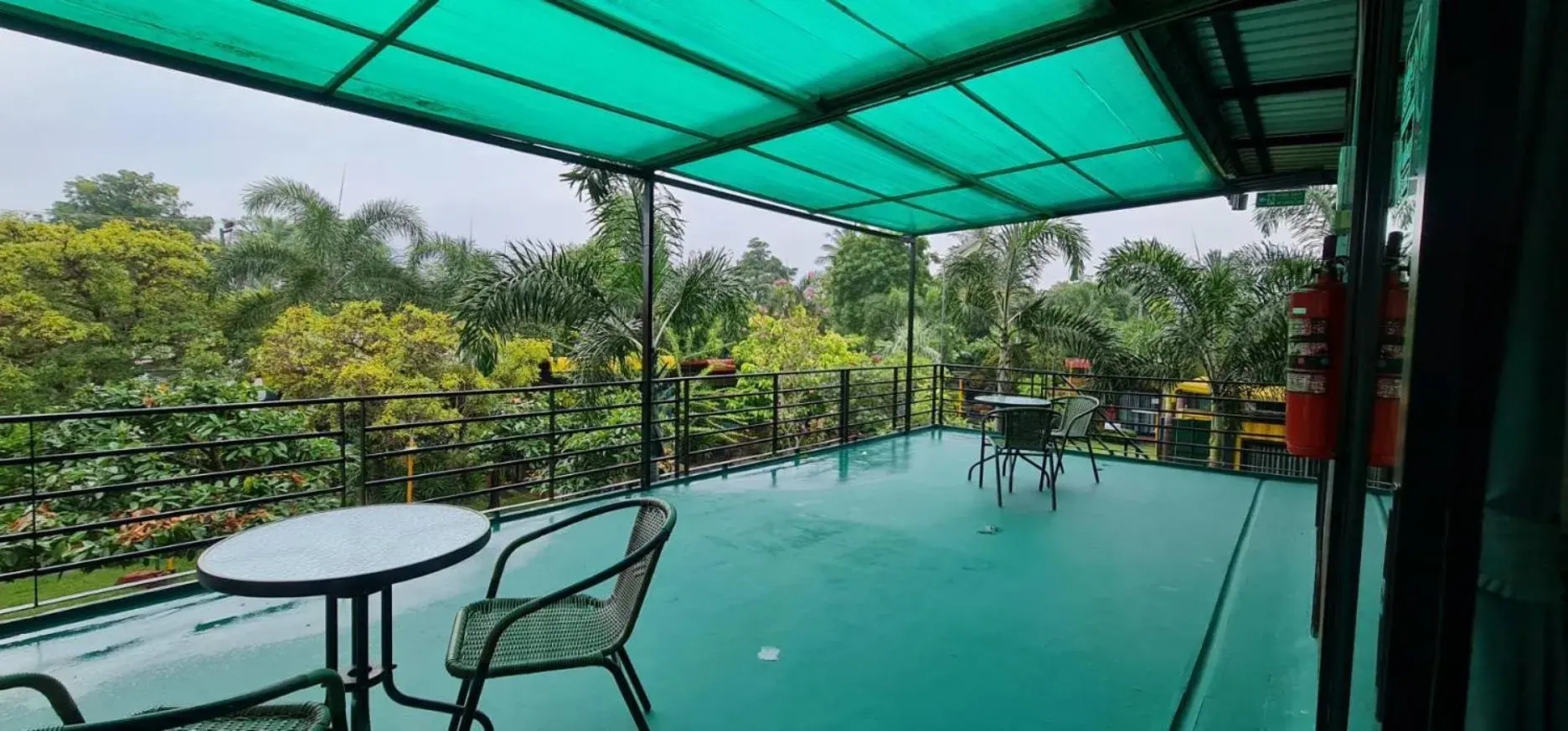 Standard Queen Room in Beach Box at Pran Standard Queen Room in Beach Box at Pran