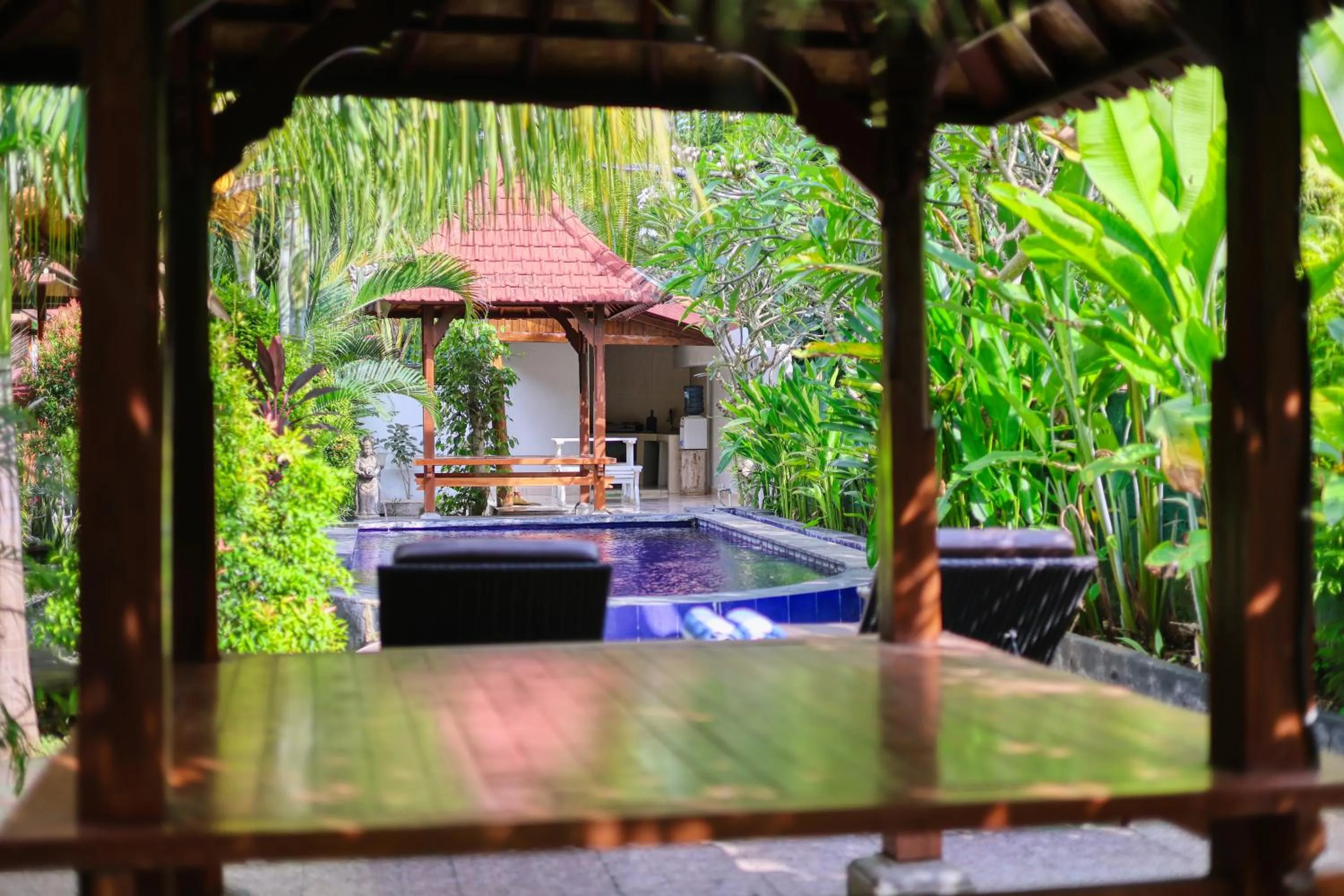 Swimming pool in Asoka Bungalows