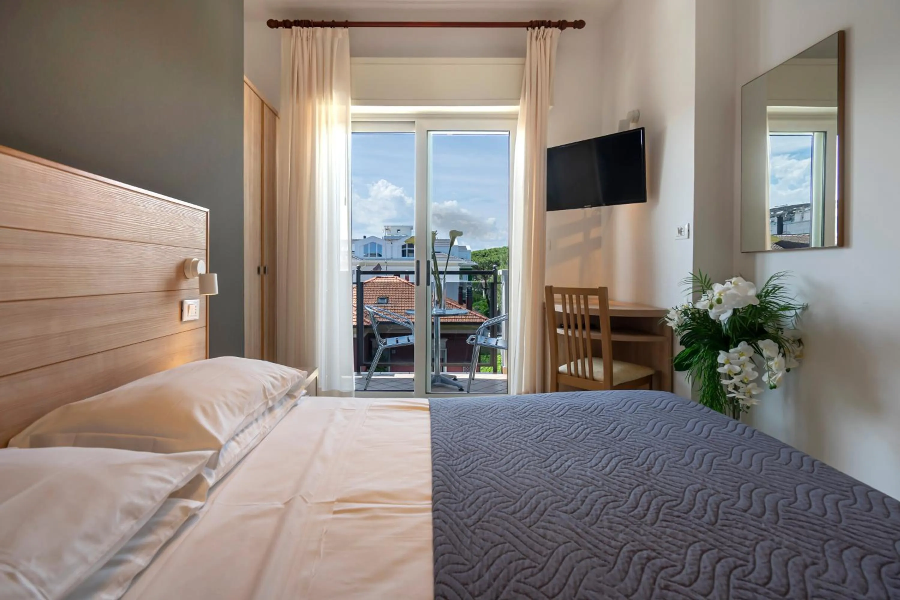 Bed in Hotel Mocambo Riccione CENTRALISSIMO AL MARE