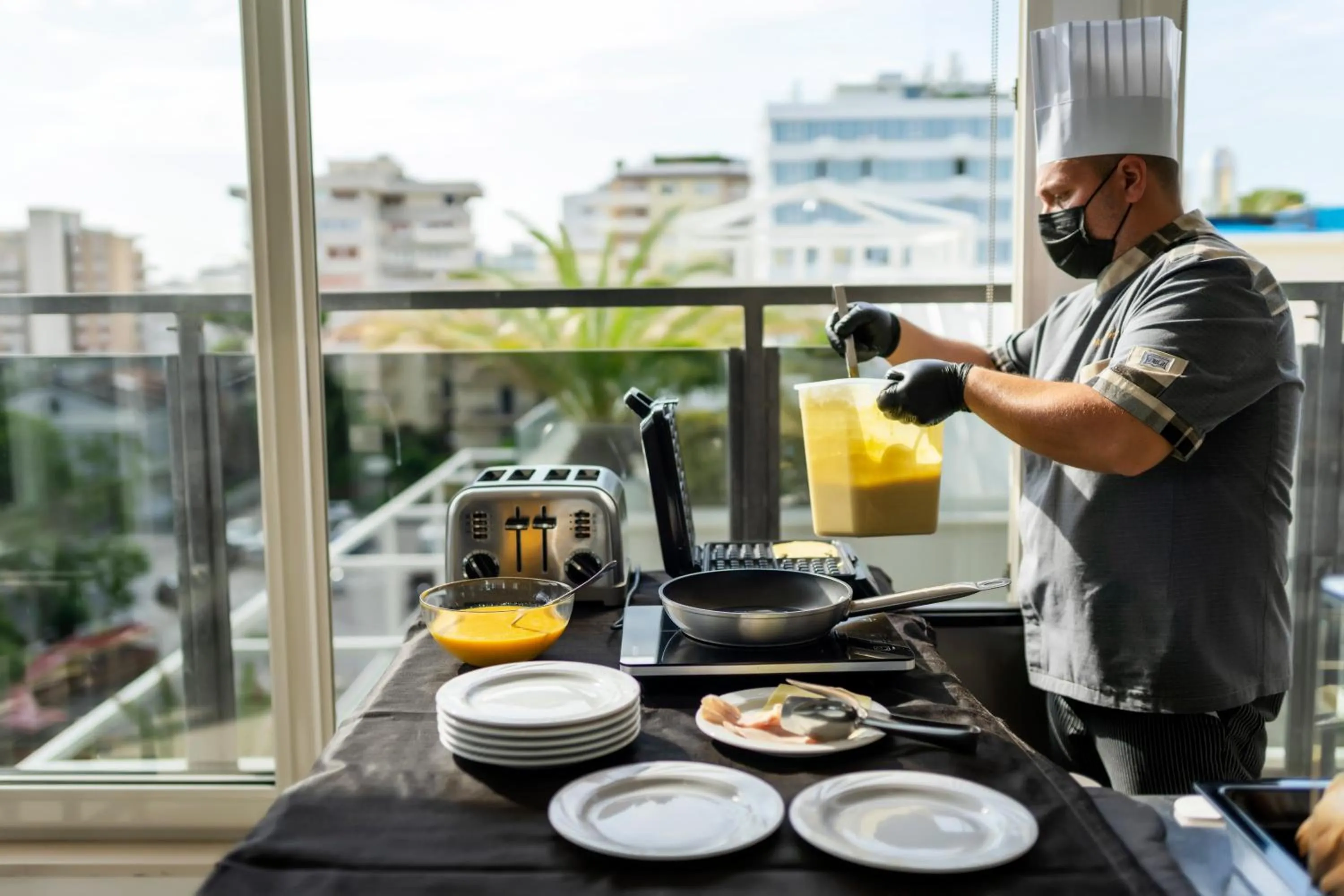 Staff in Hotel Mocambo Riccione CENTRALISSIMO AL MARE