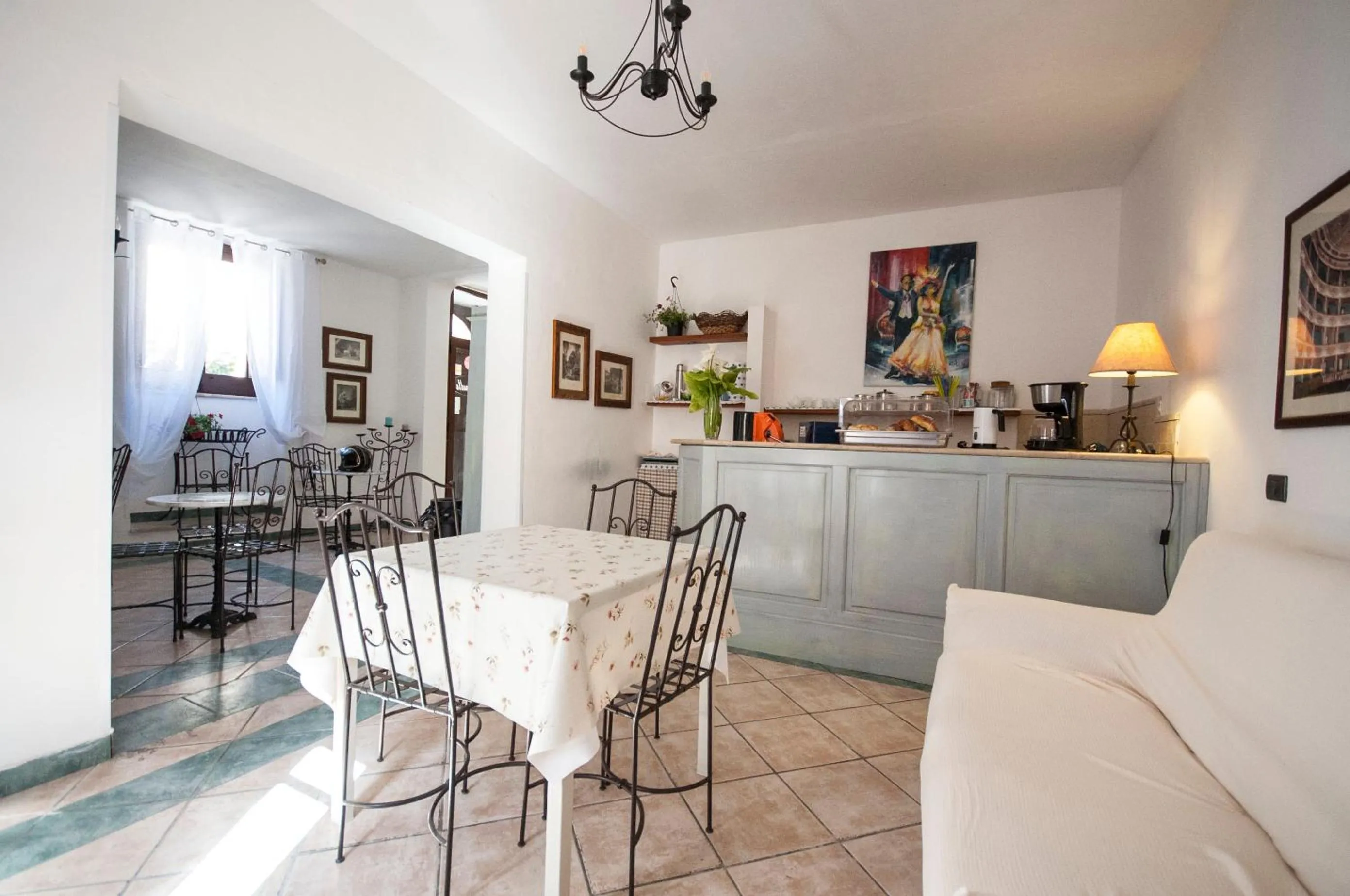 Lounge or bar in Albergo La Fontanella