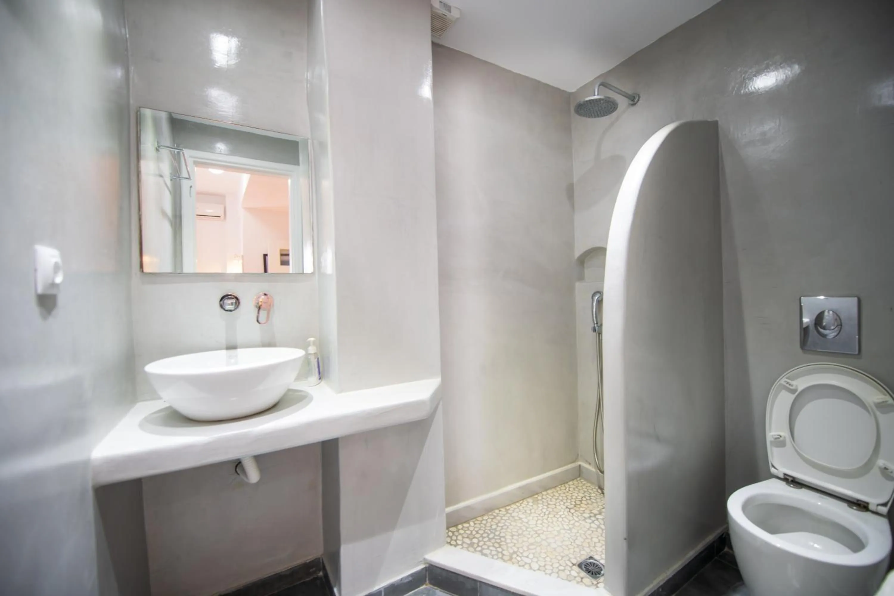 Bathroom in Argiris Studios