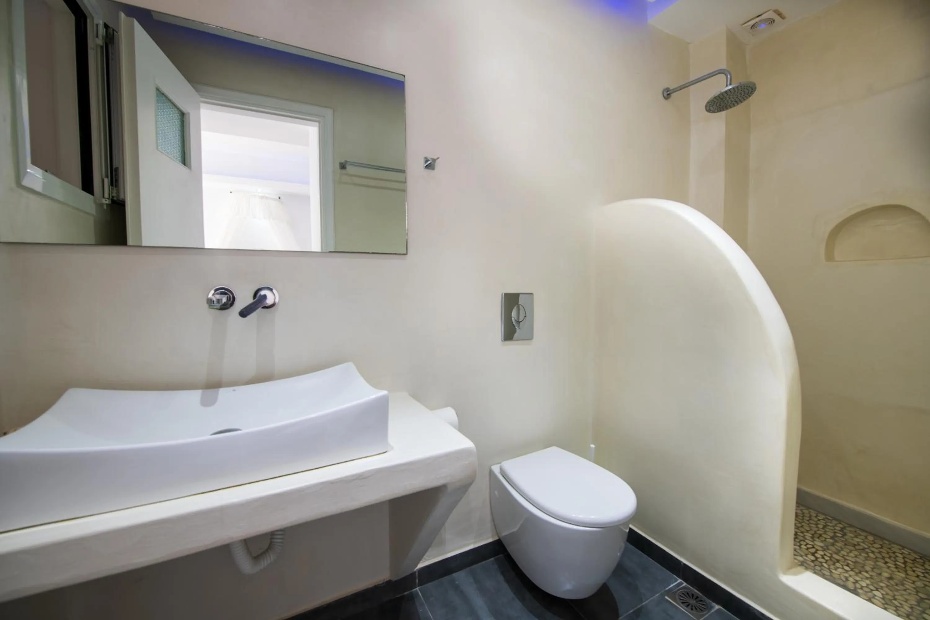 Bathroom in Argiris Studios