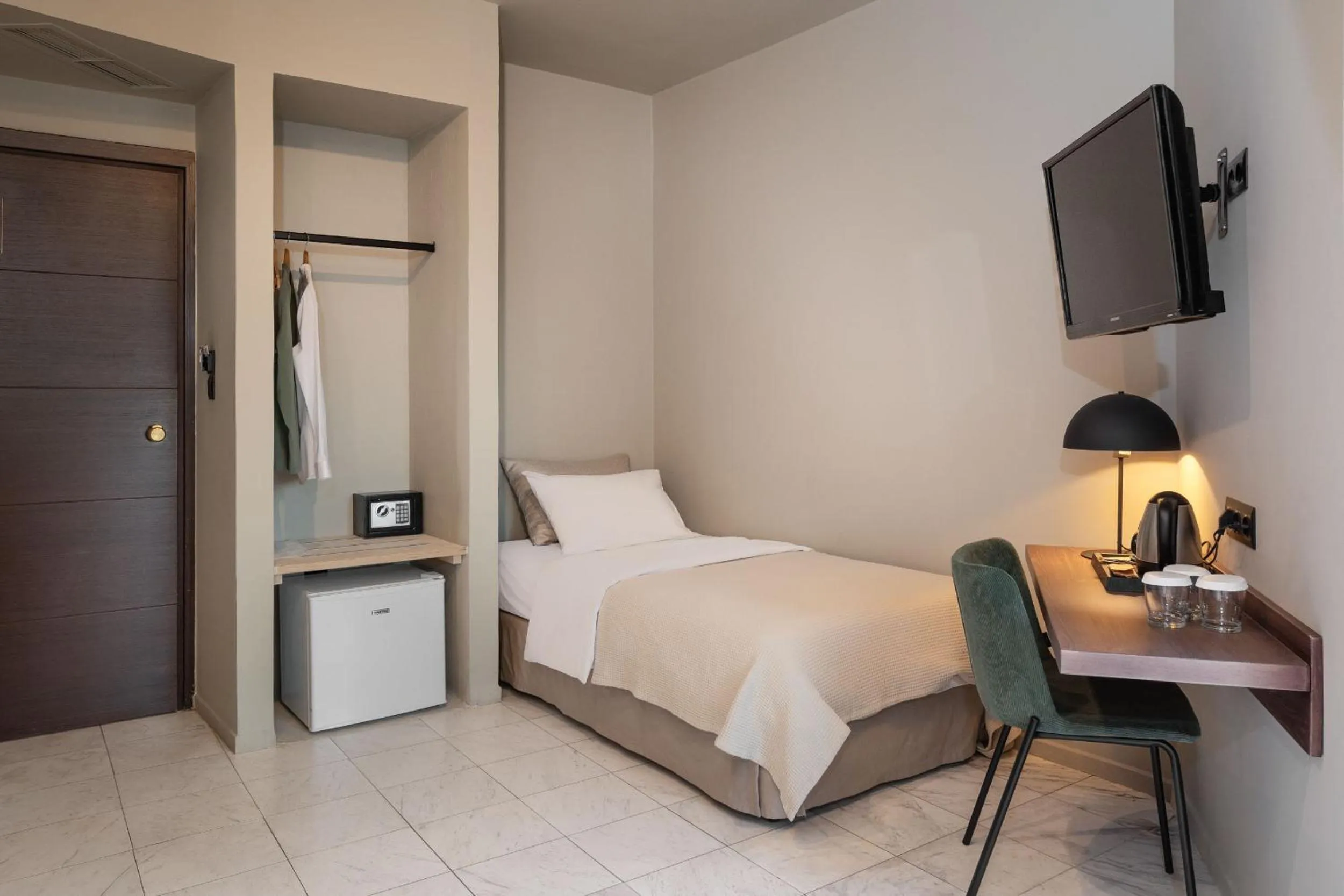 Bed in Hotel Nafpaktos