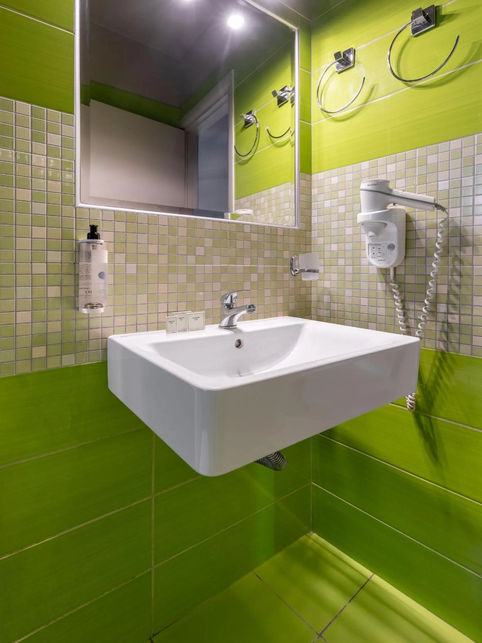 Bathroom in Hotel Nafpaktos