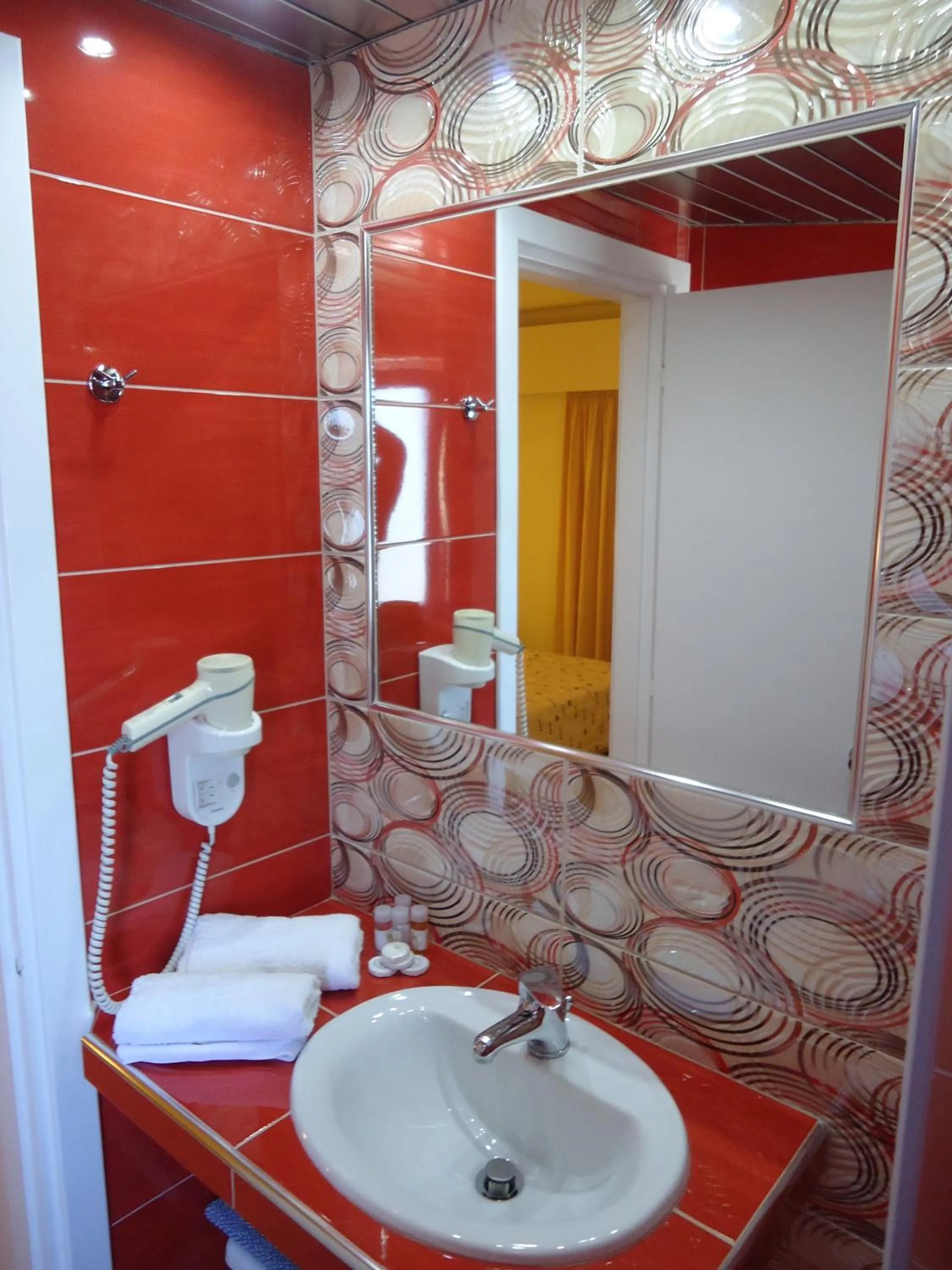 Bathroom in Hotel Nafpaktos