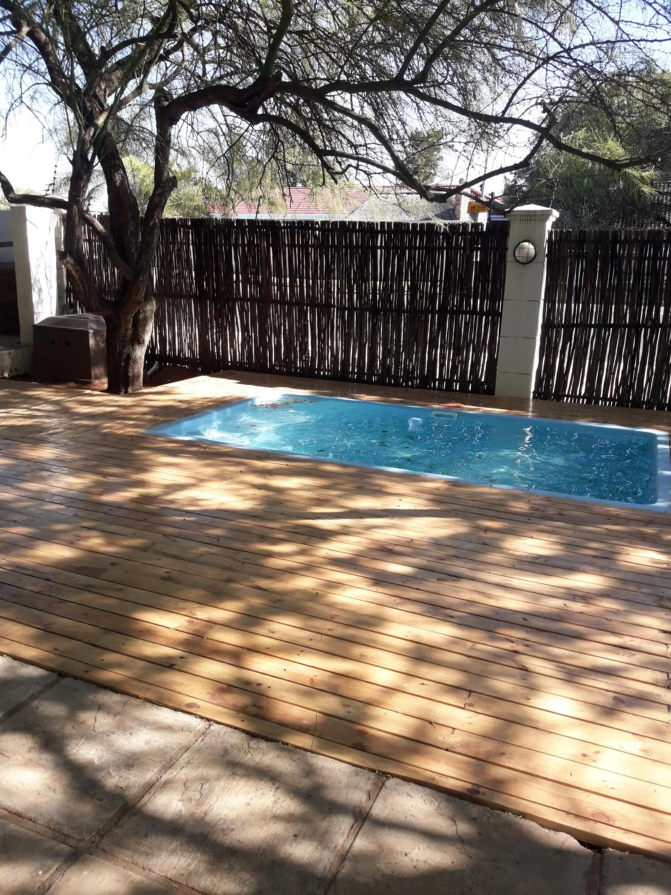 Swimming pool in Airport Hotel