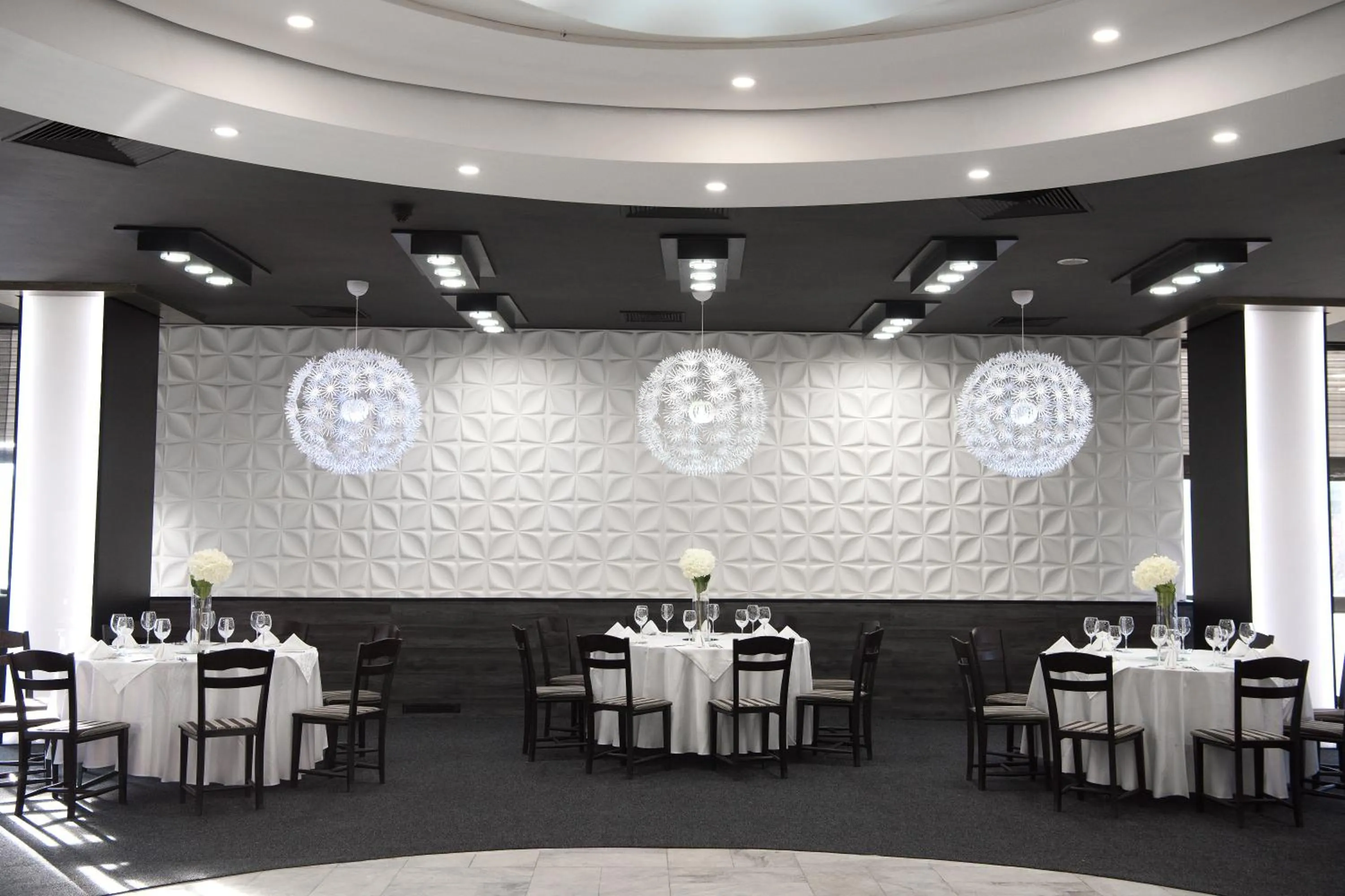 Restaurant/places to eat in Grand Hotel Shumen