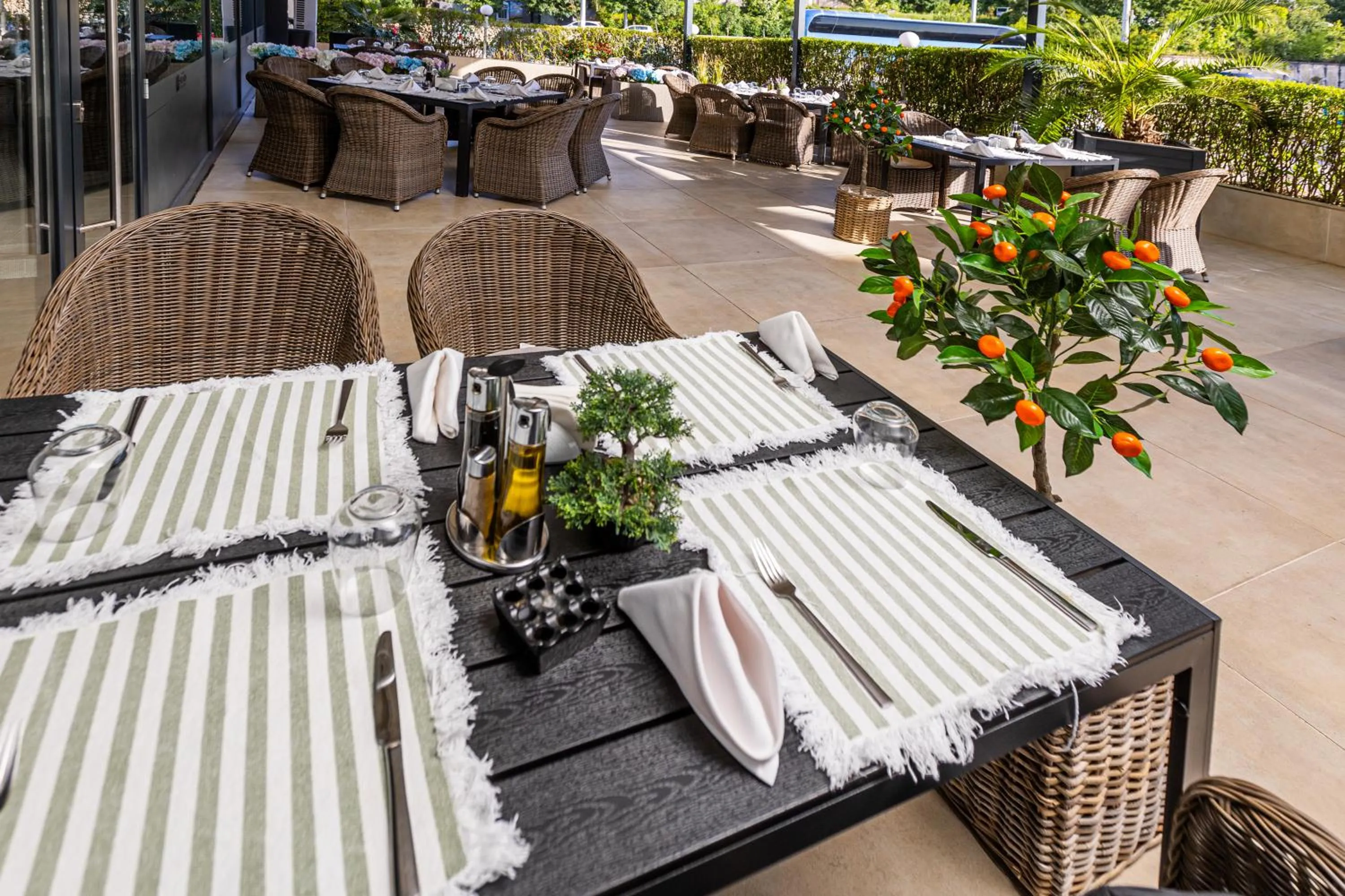 Restaurant/places to eat in Grand Hotel Shumen