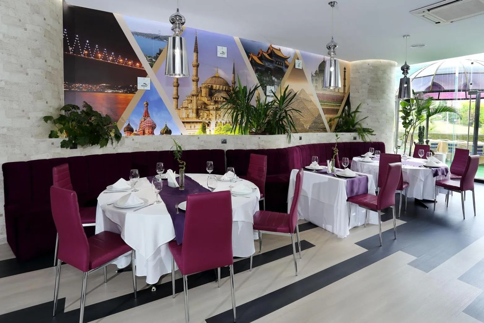 Breakfast in Grand Hotel Shumen