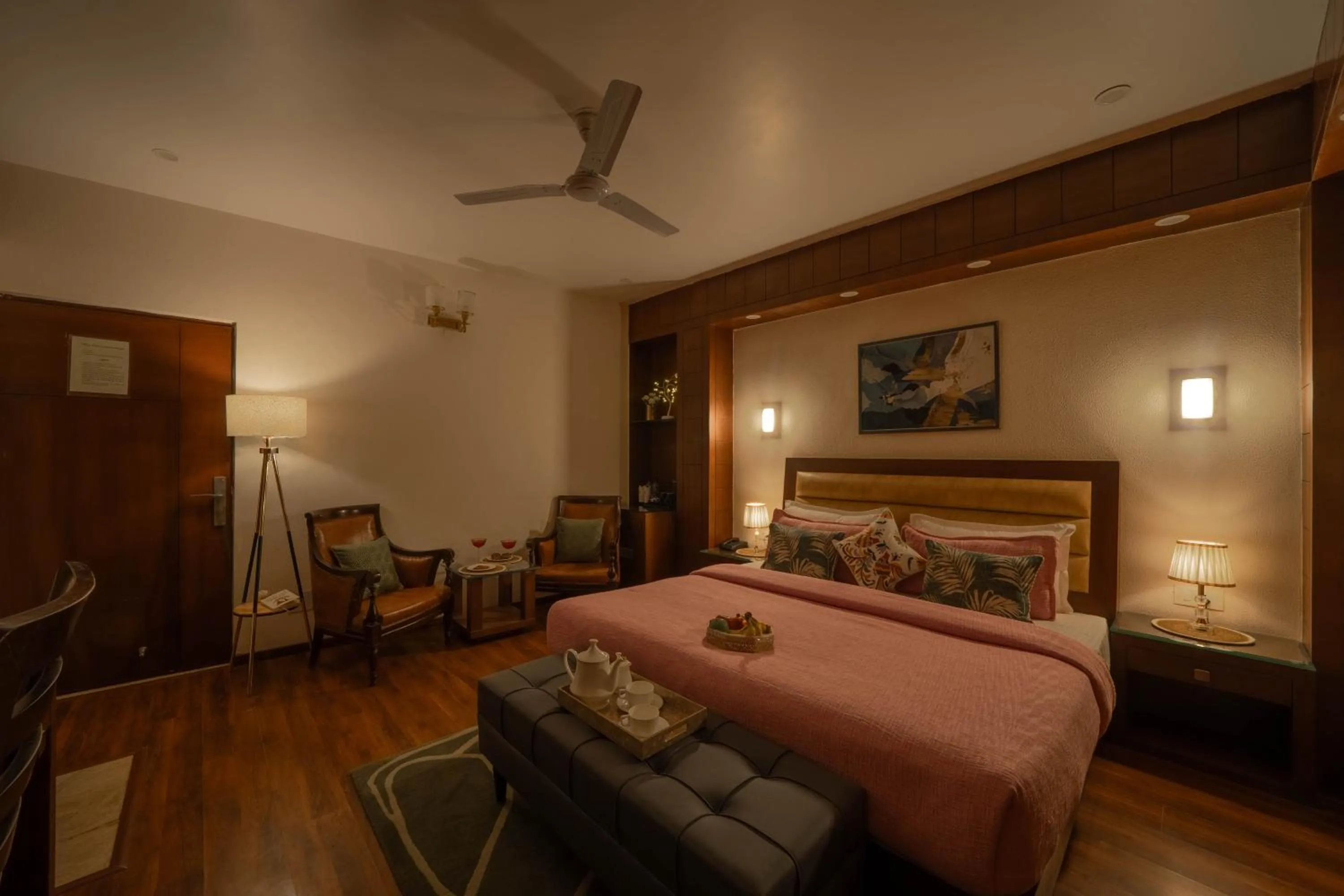 Bed in Perfectstayz Premium The Pride at mall road