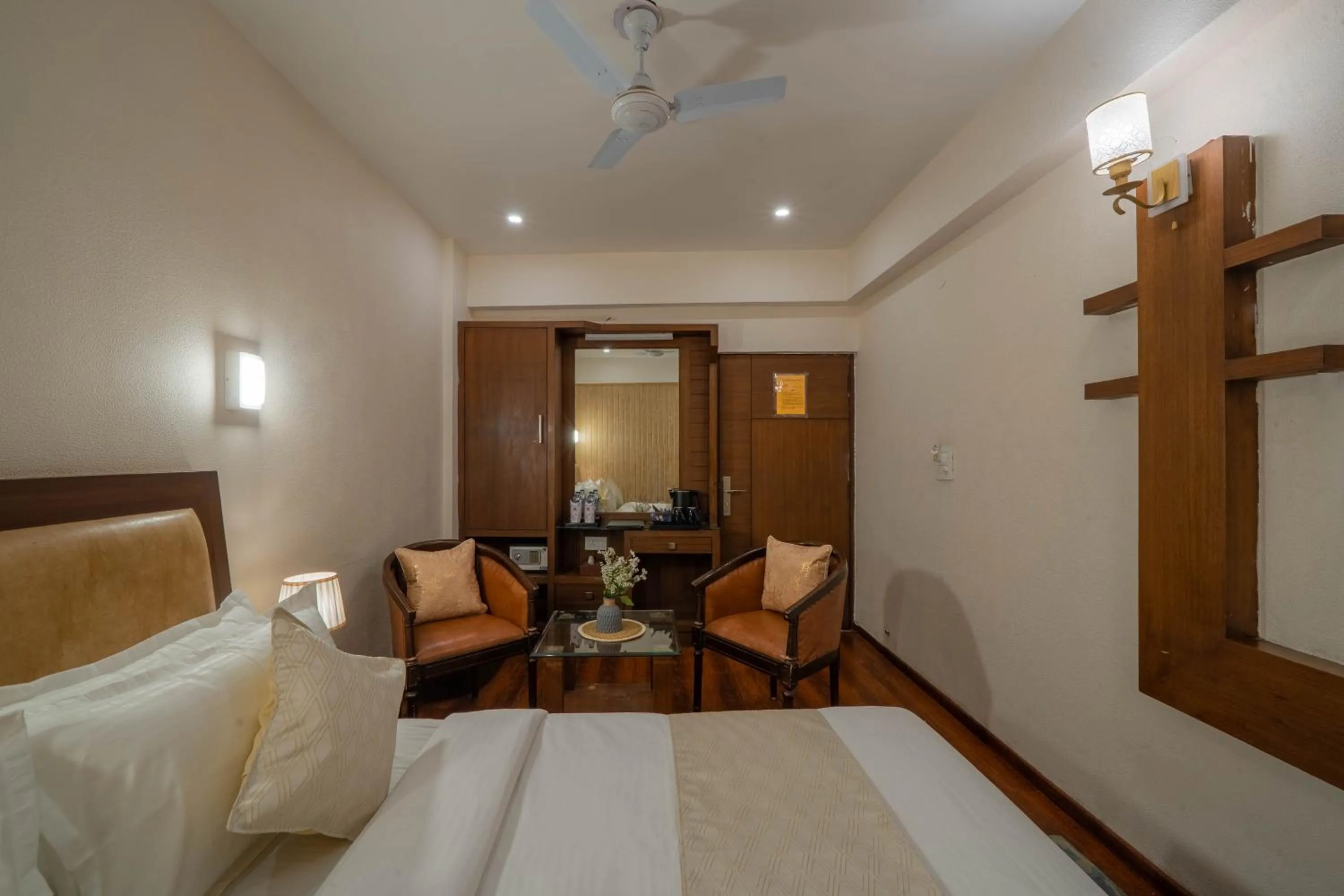 Bed in Perfectstayz Premium The Pride at mall road