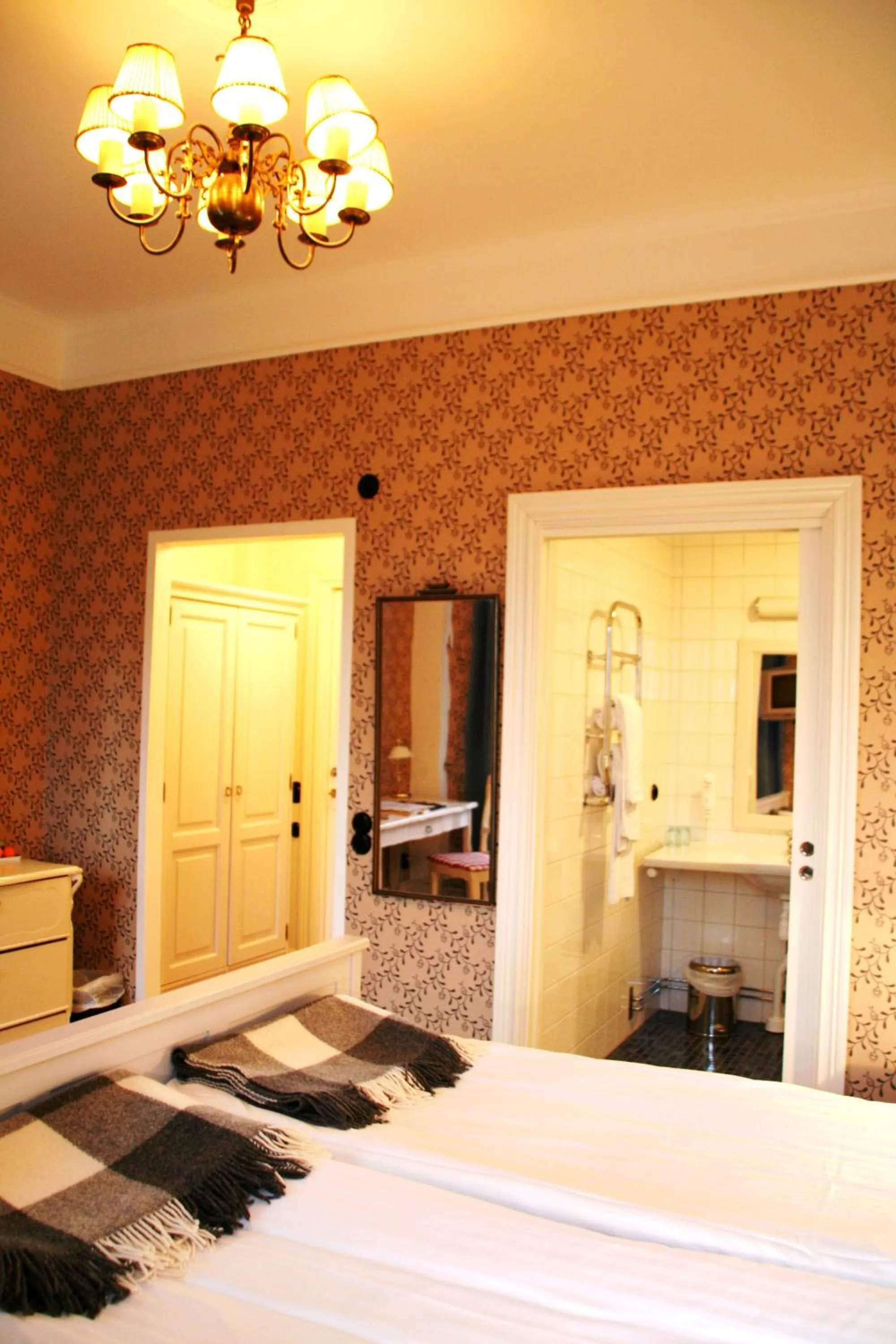 Bed in Laholms Stadshotell