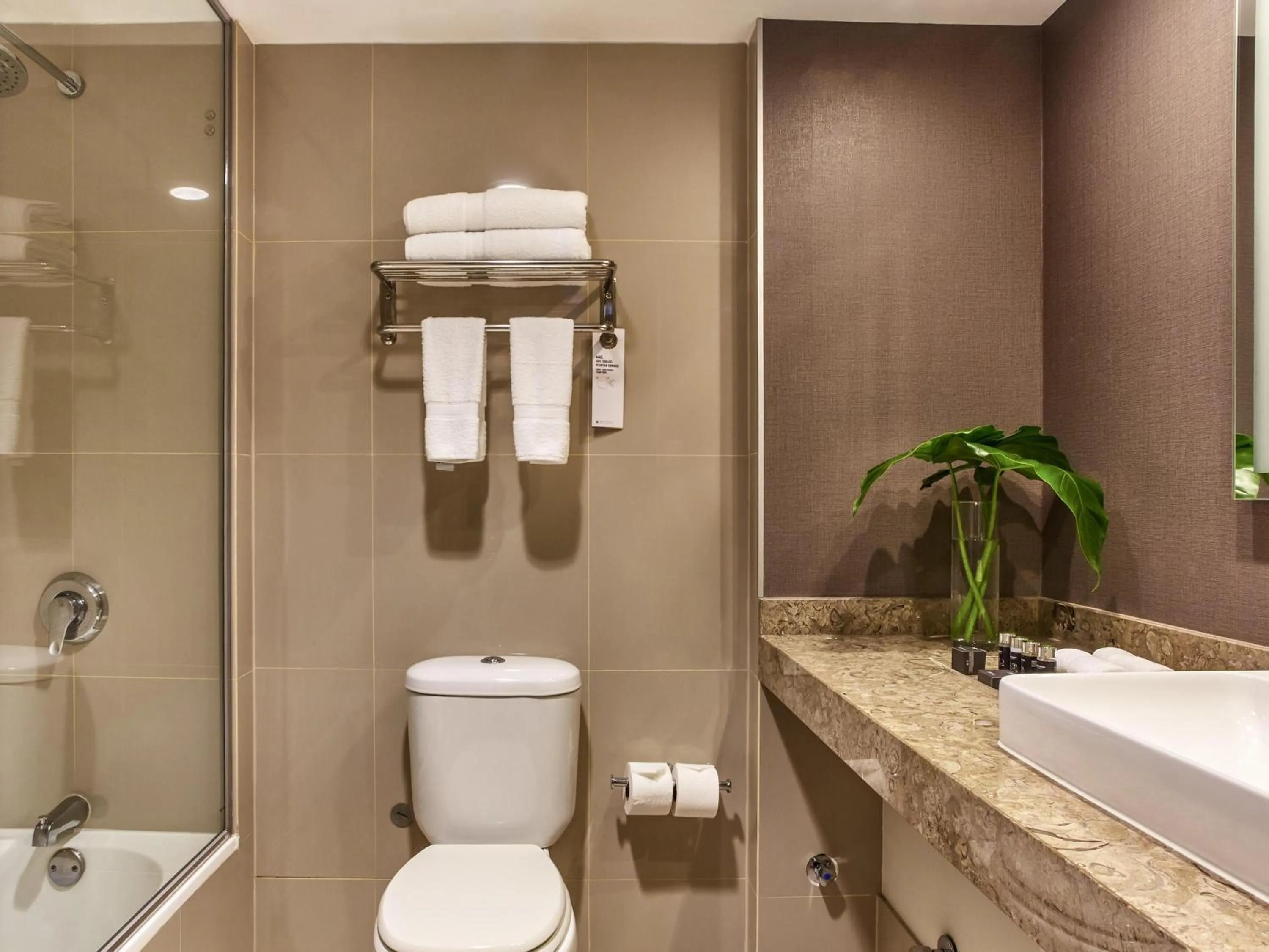 Bedroom in Pullman Lima San Isidro