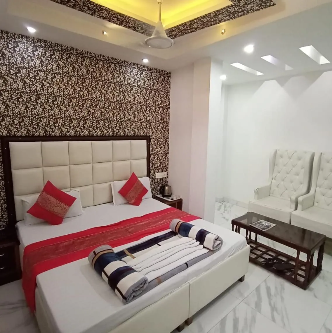 Bed in Hotel Jai Surya