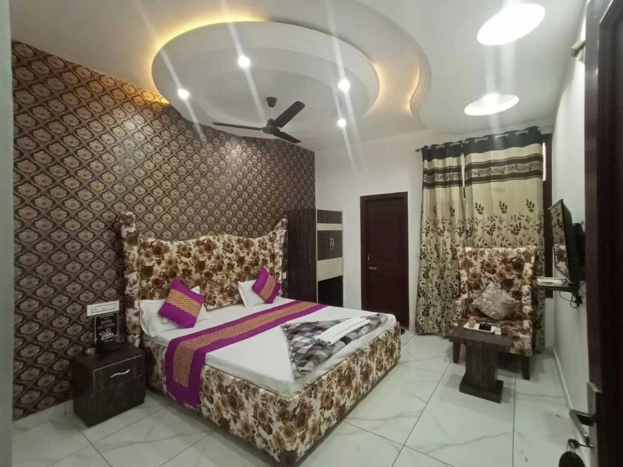 Bed in Hotel Jai Surya