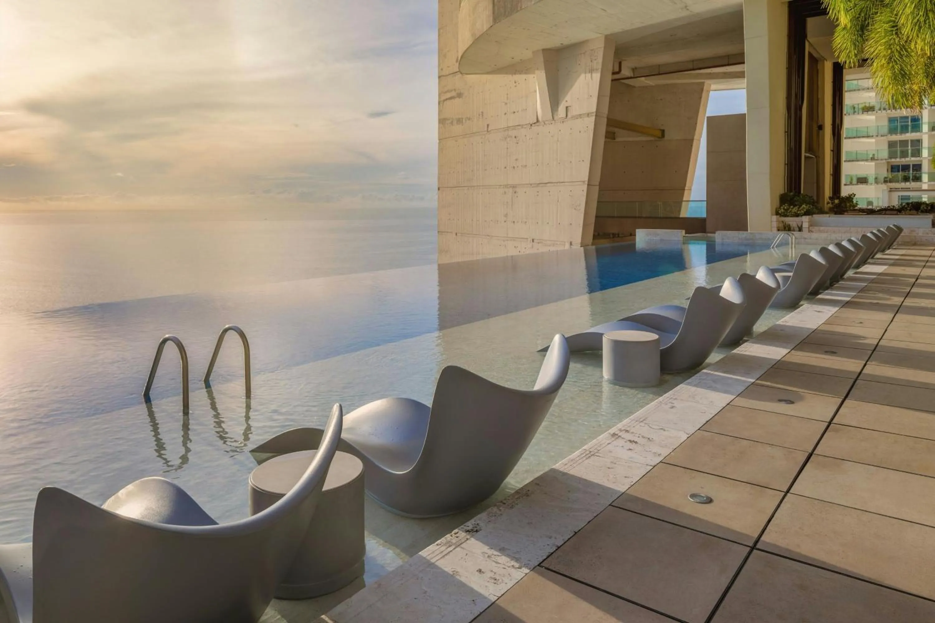 Swimming pool in JW Marriott Panama