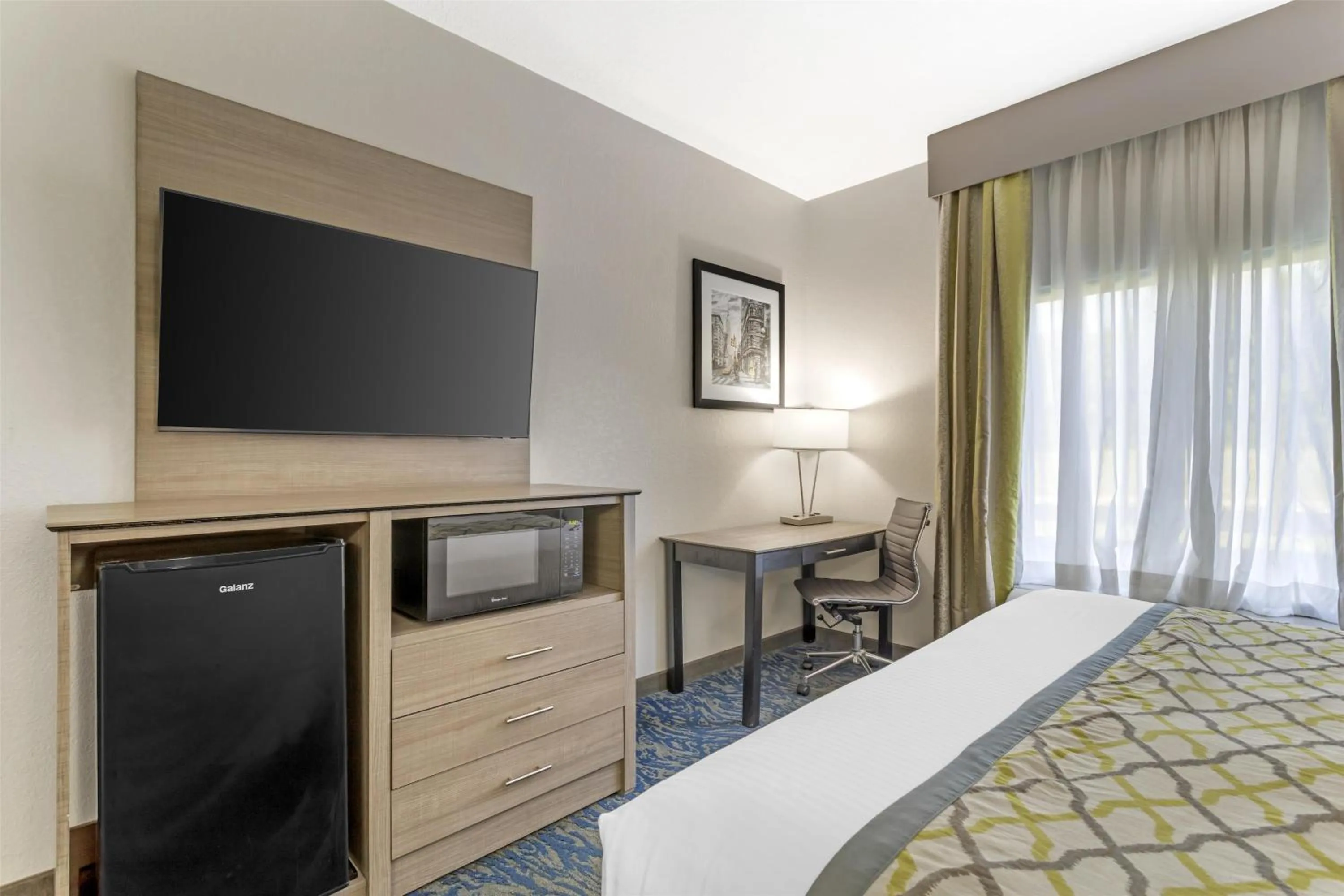 Bedroom, Bed in Best Western Knoxville Airport / Alcoa, TN