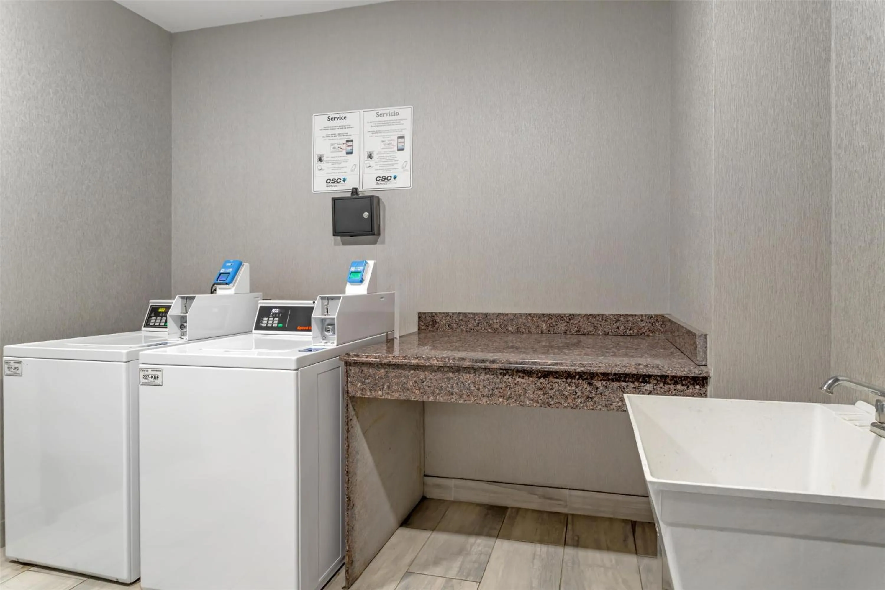 laundry in Best Western Knoxville Airport / Alcoa, TN