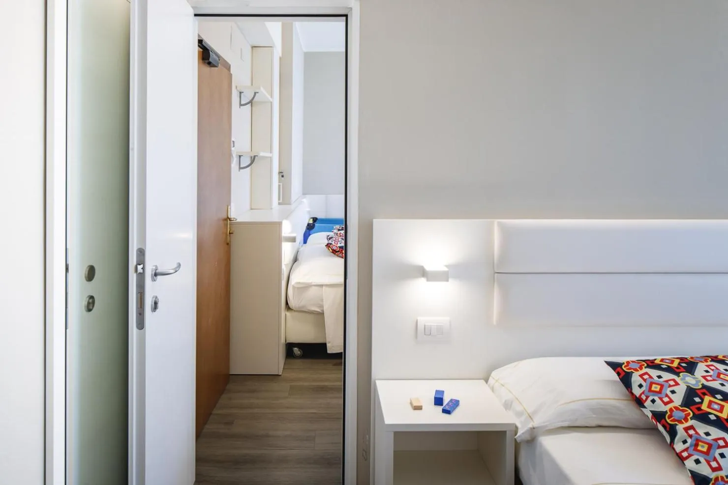 UNA HOTELS Imperial Beach Hotel