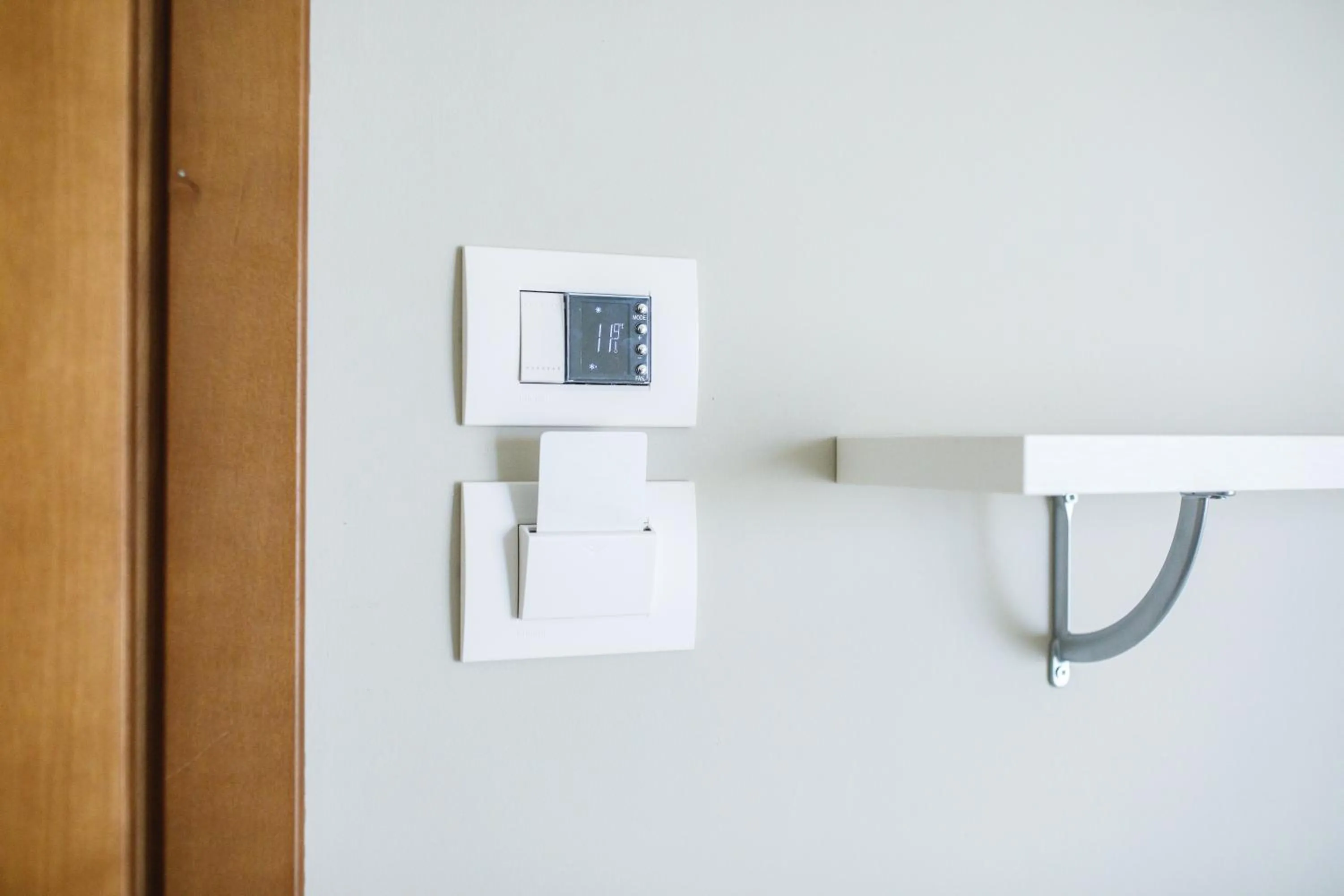 UNA HOTELS Imperial Beach Hotel