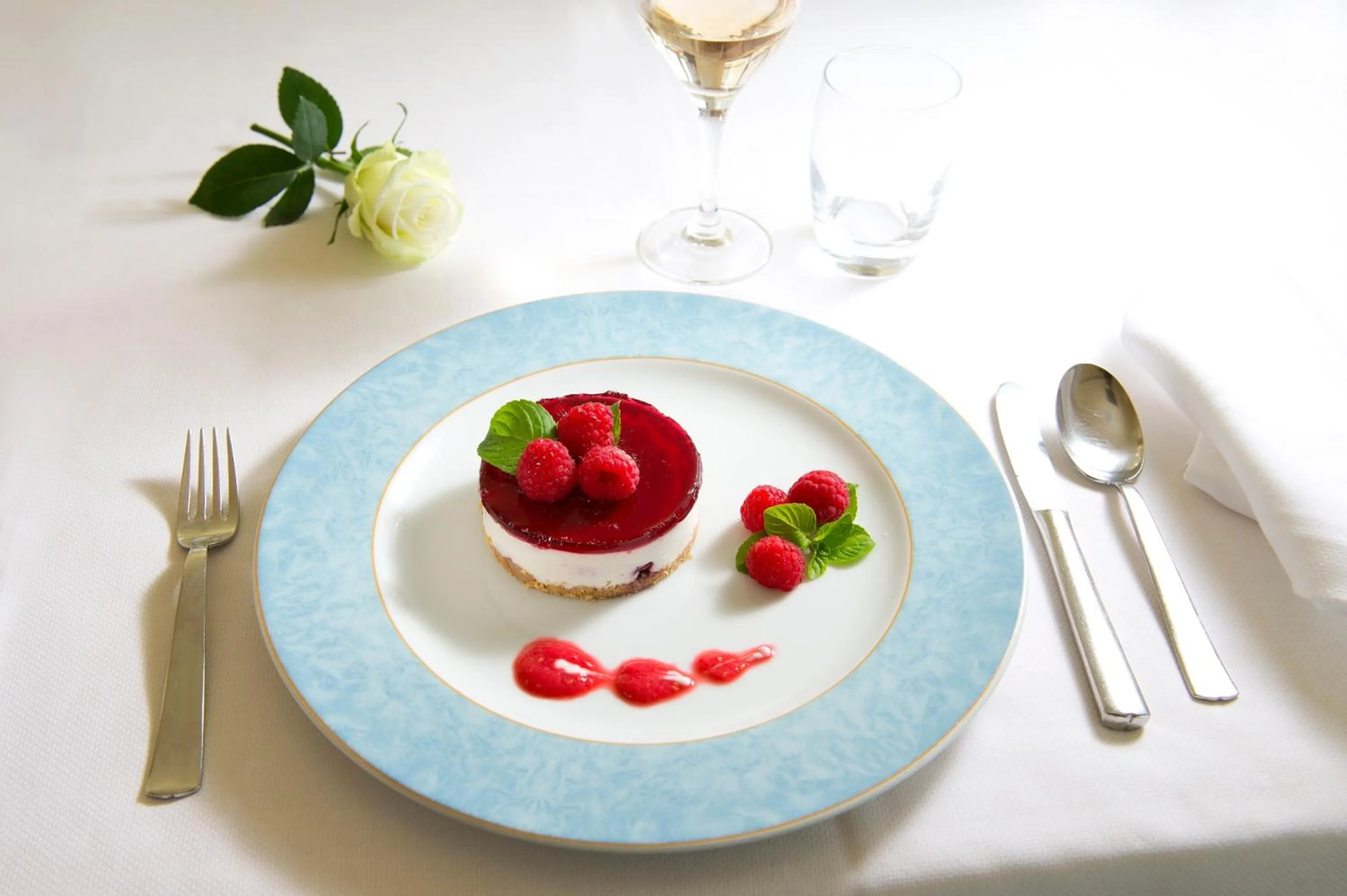 Restaurant/places to eat in UNA HOTELS Imperial Beach Hotel