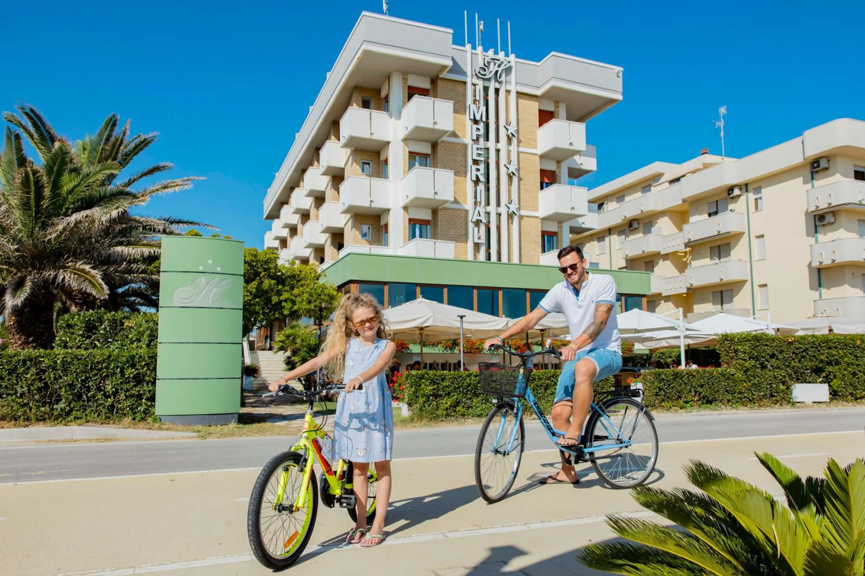 UNA HOTELS Imperial Beach Hotel