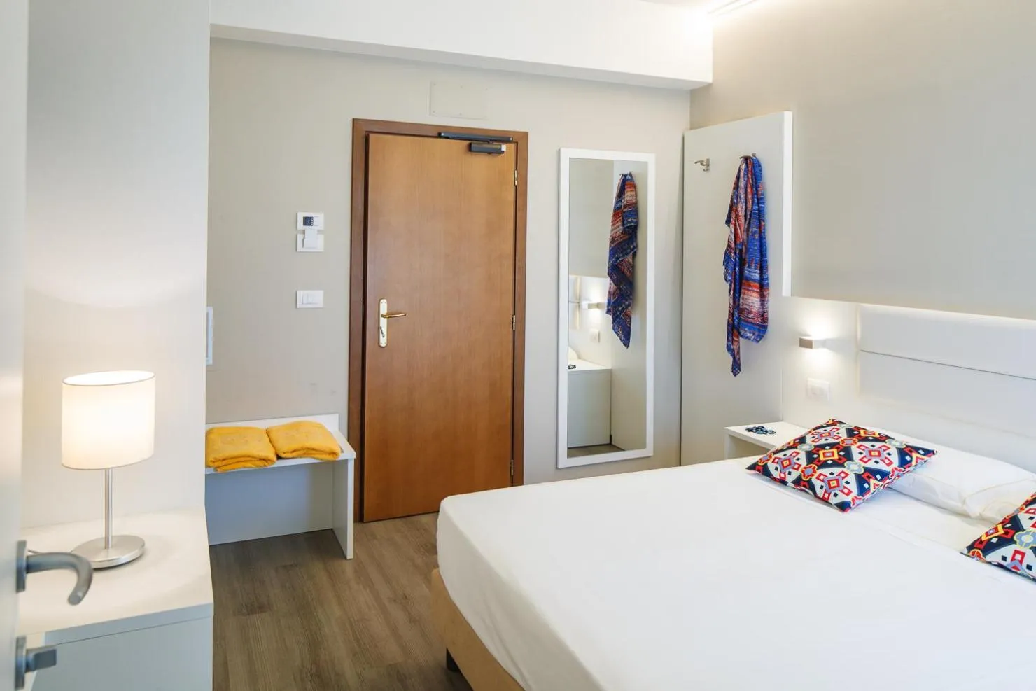 UNA HOTELS Imperial Beach Hotel