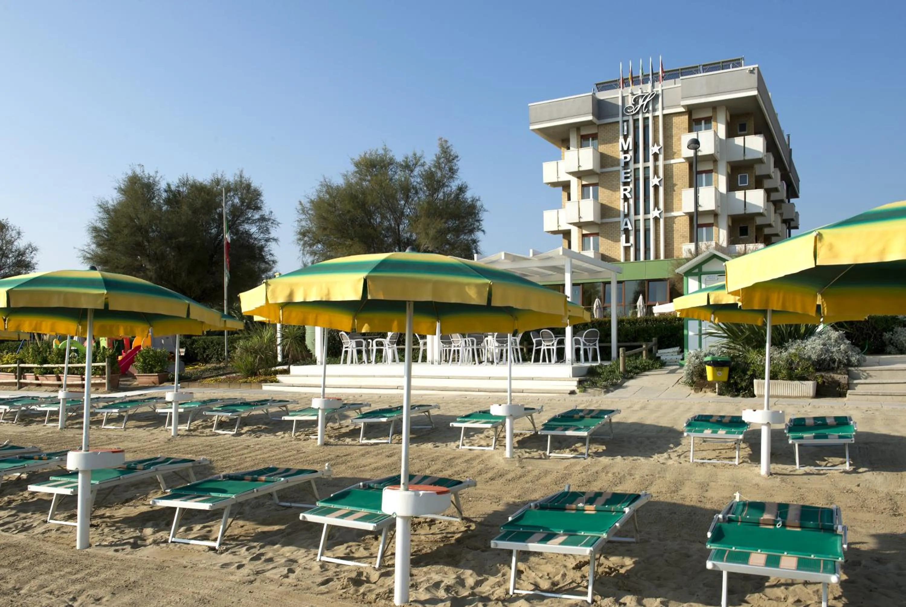 Restaurant/places to eat in UNA HOTELS Imperial Beach Hotel