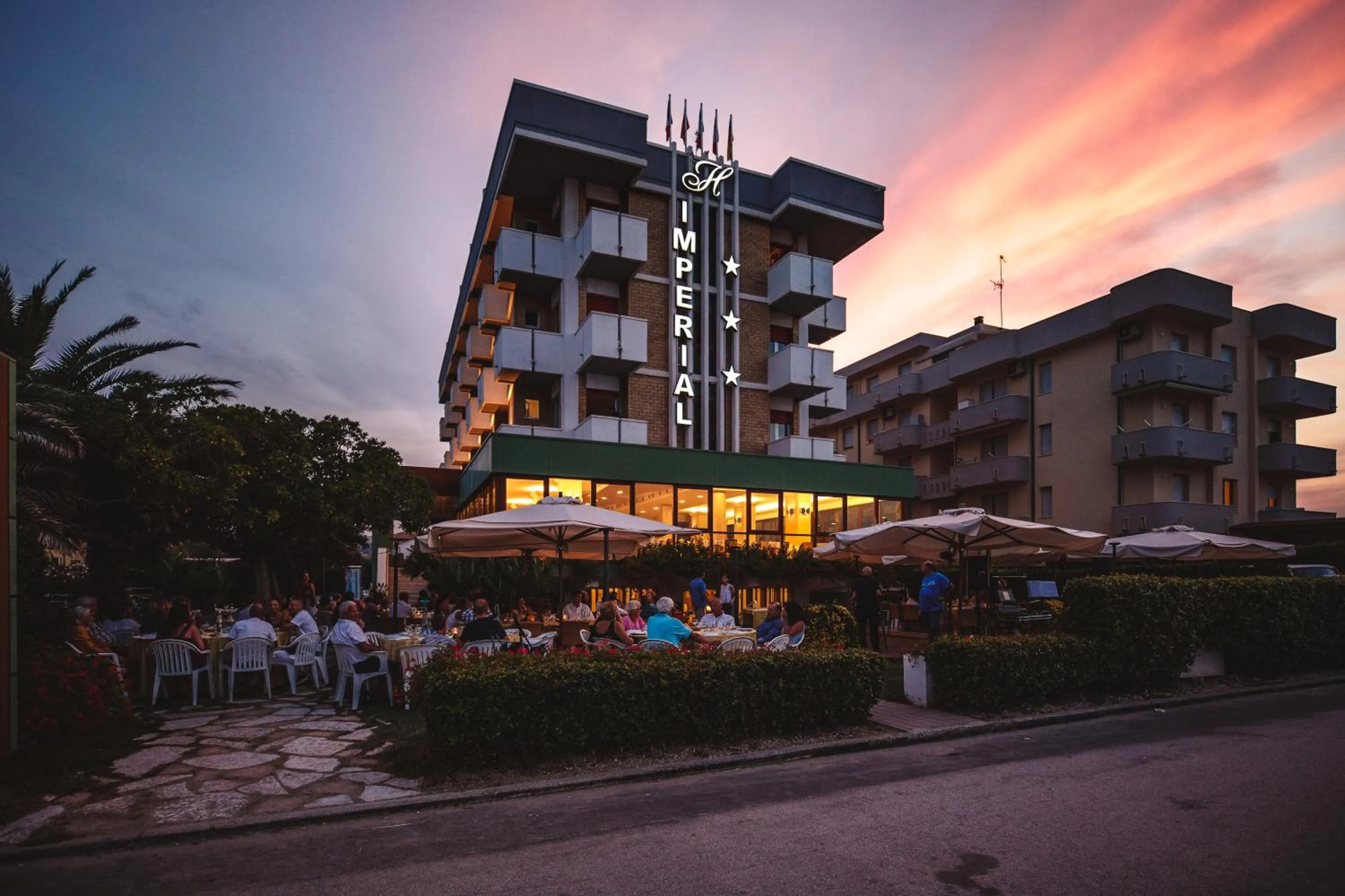 Garden in UNA HOTELS Imperial Beach Hotel